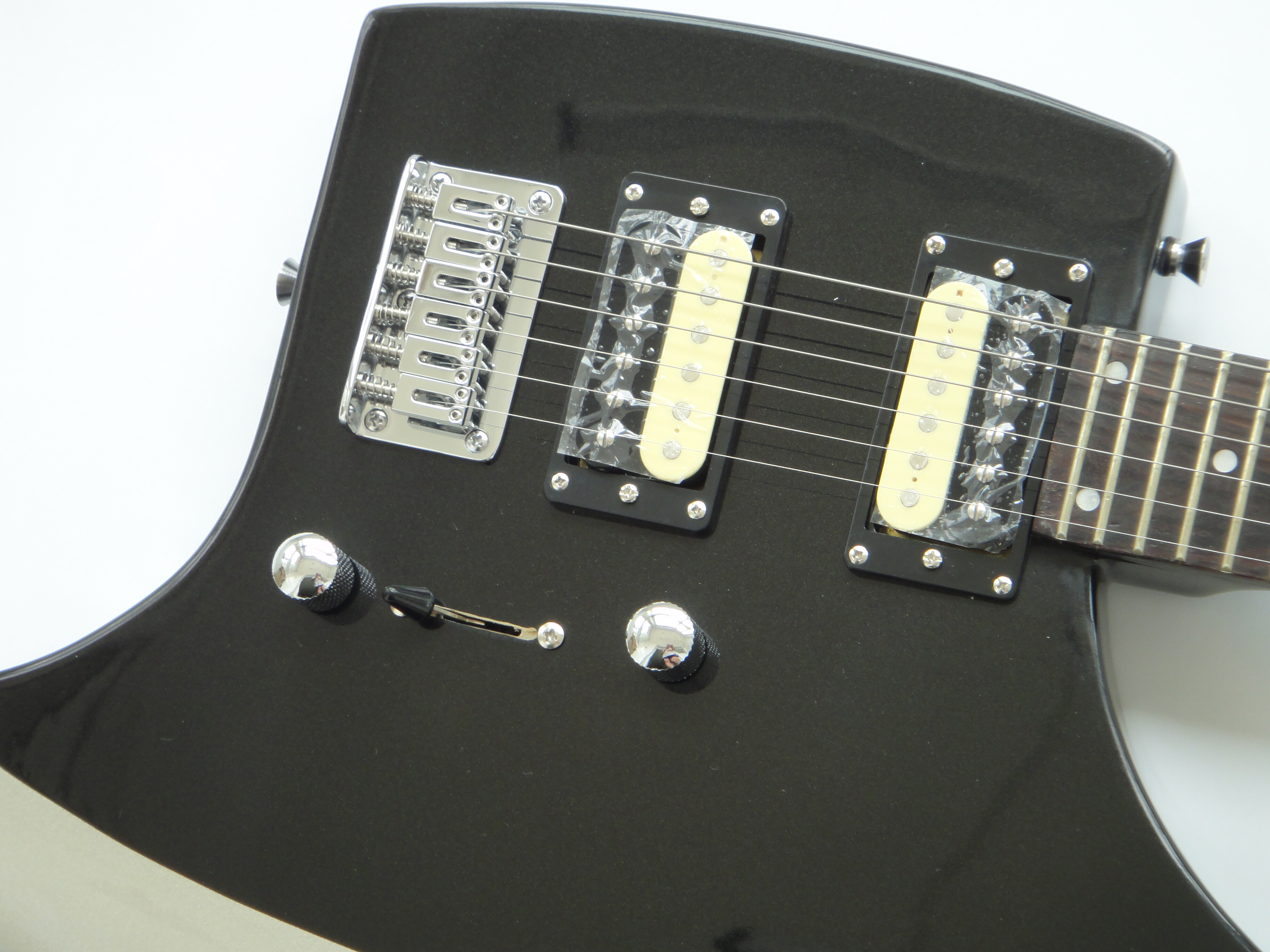 Guitarra eléctrica Afanti Axe Shape Set en cuerpo de tilo