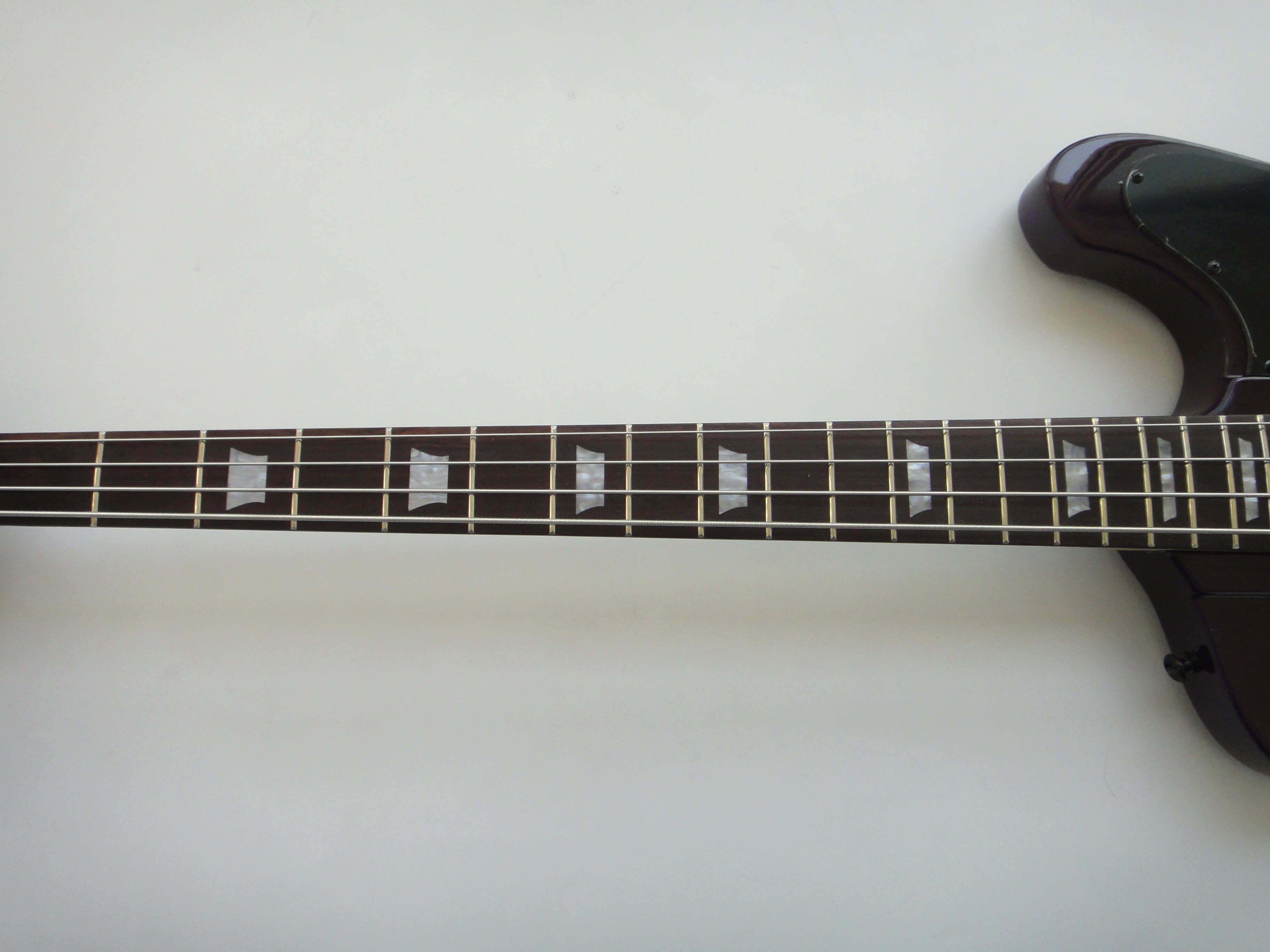 Afanti Caoba Cuerpo 4 Cuerdas Guitarra Eléctrica Bajo