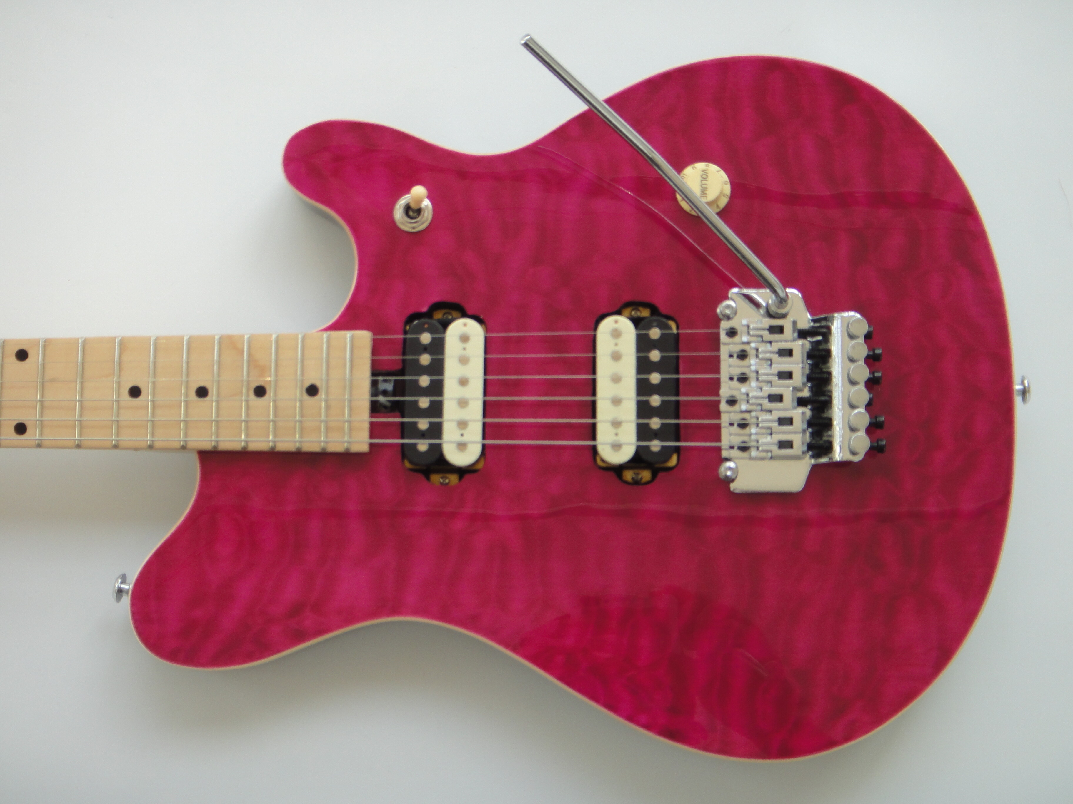 Guitarra eléctrica Afanti con cuerpo de tilo y chapa de arce acolchado