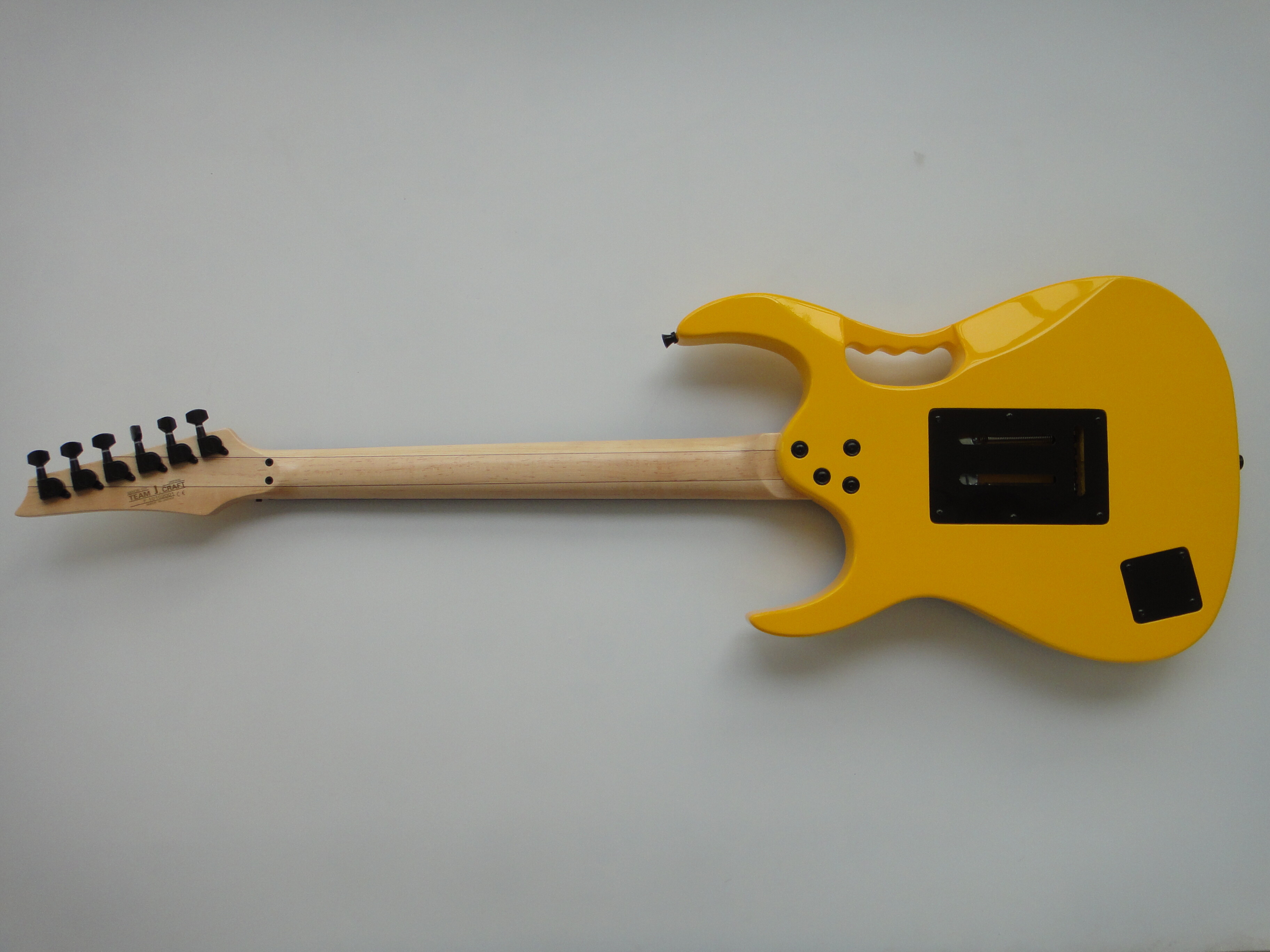 Guitarra Eléctrica Afanti Customized Basswood Body Bolt on Neck