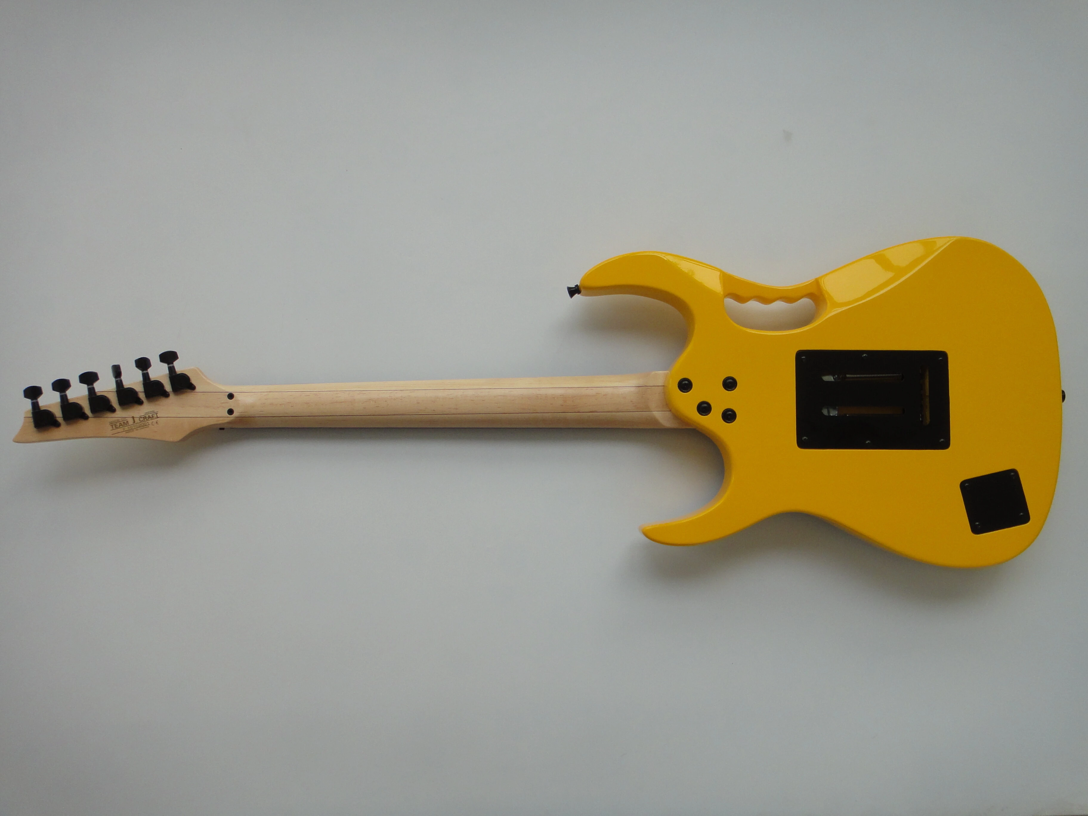 Guitarra Eléctrica Afanti Customized Basswood Body Bolt on Neck