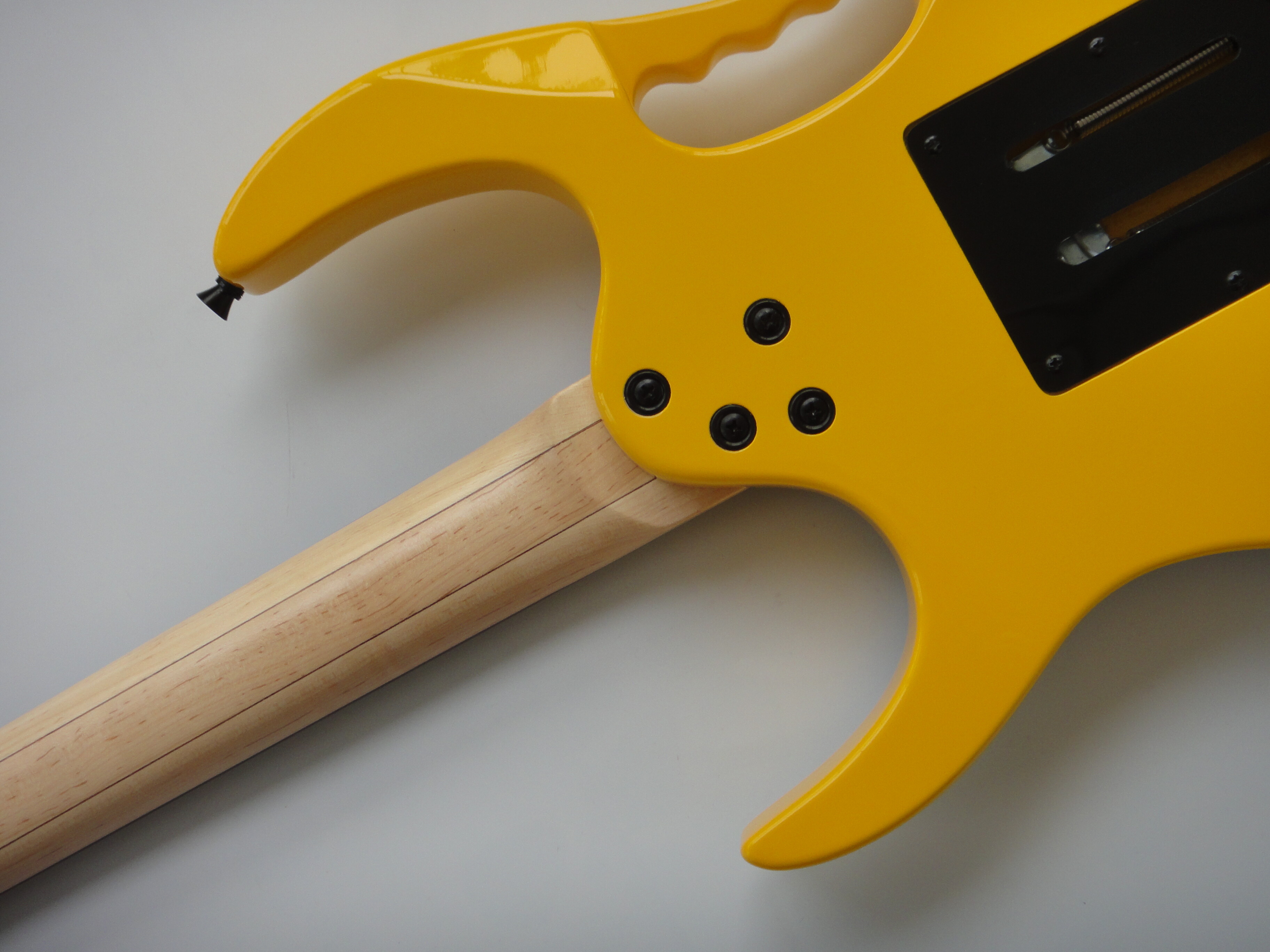 Guitarra Eléctrica Afanti Customized Basswood Body Bolt on Neck