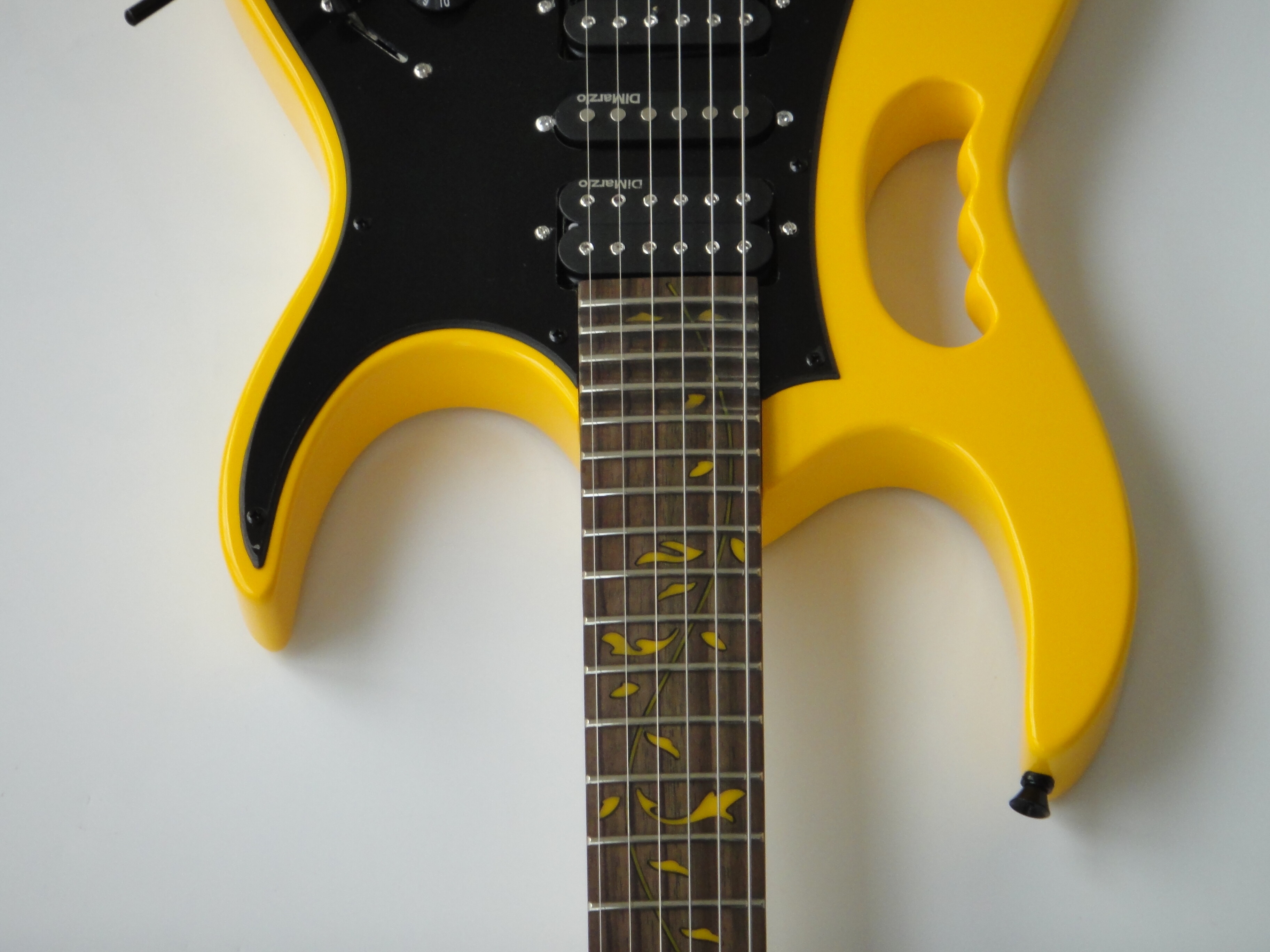 Guitarra Eléctrica Afanti Customized Basswood Body Bolt on Neck