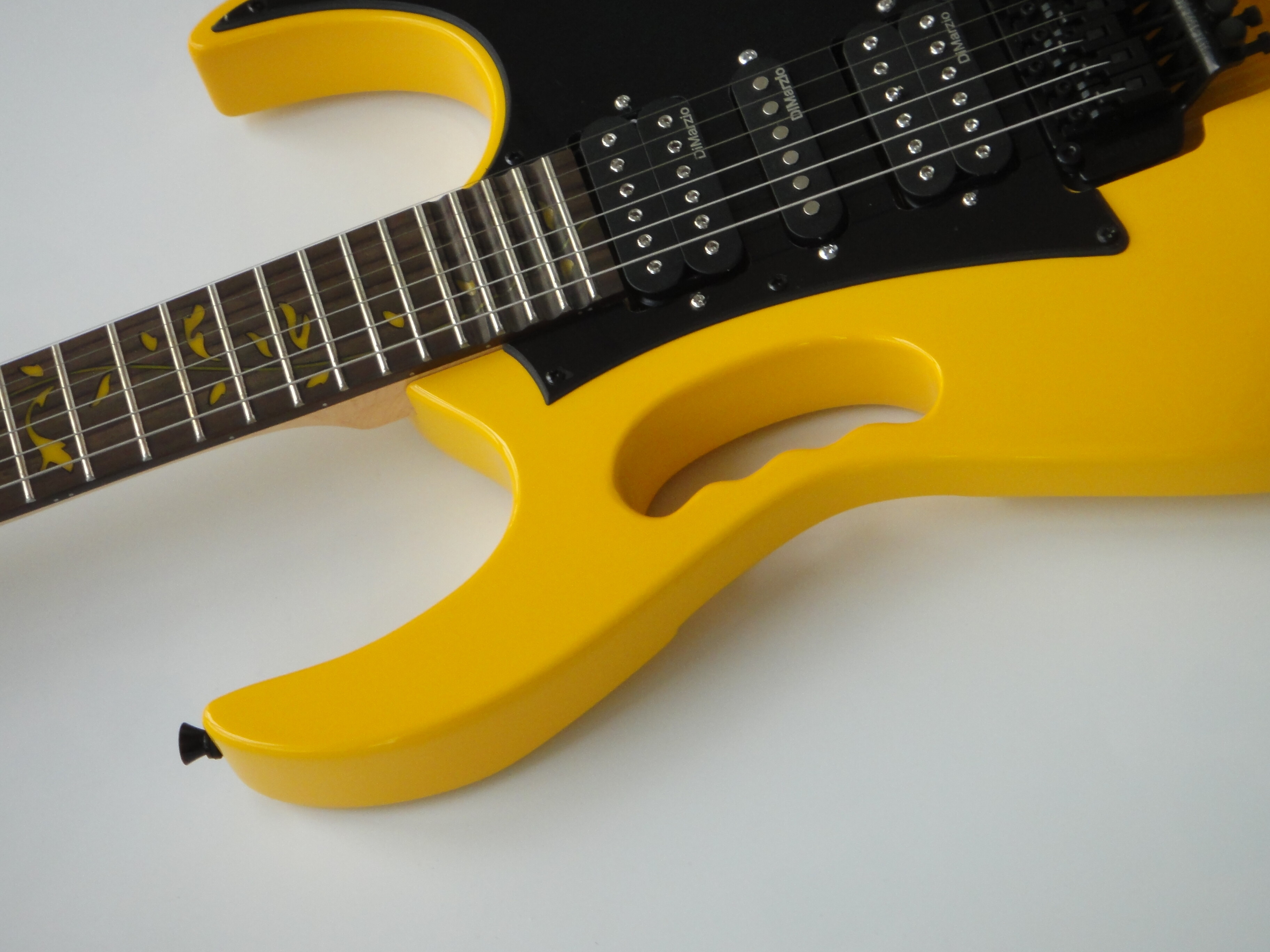 Guitarra Eléctrica Afanti Customized Basswood Body Bolt on Neck