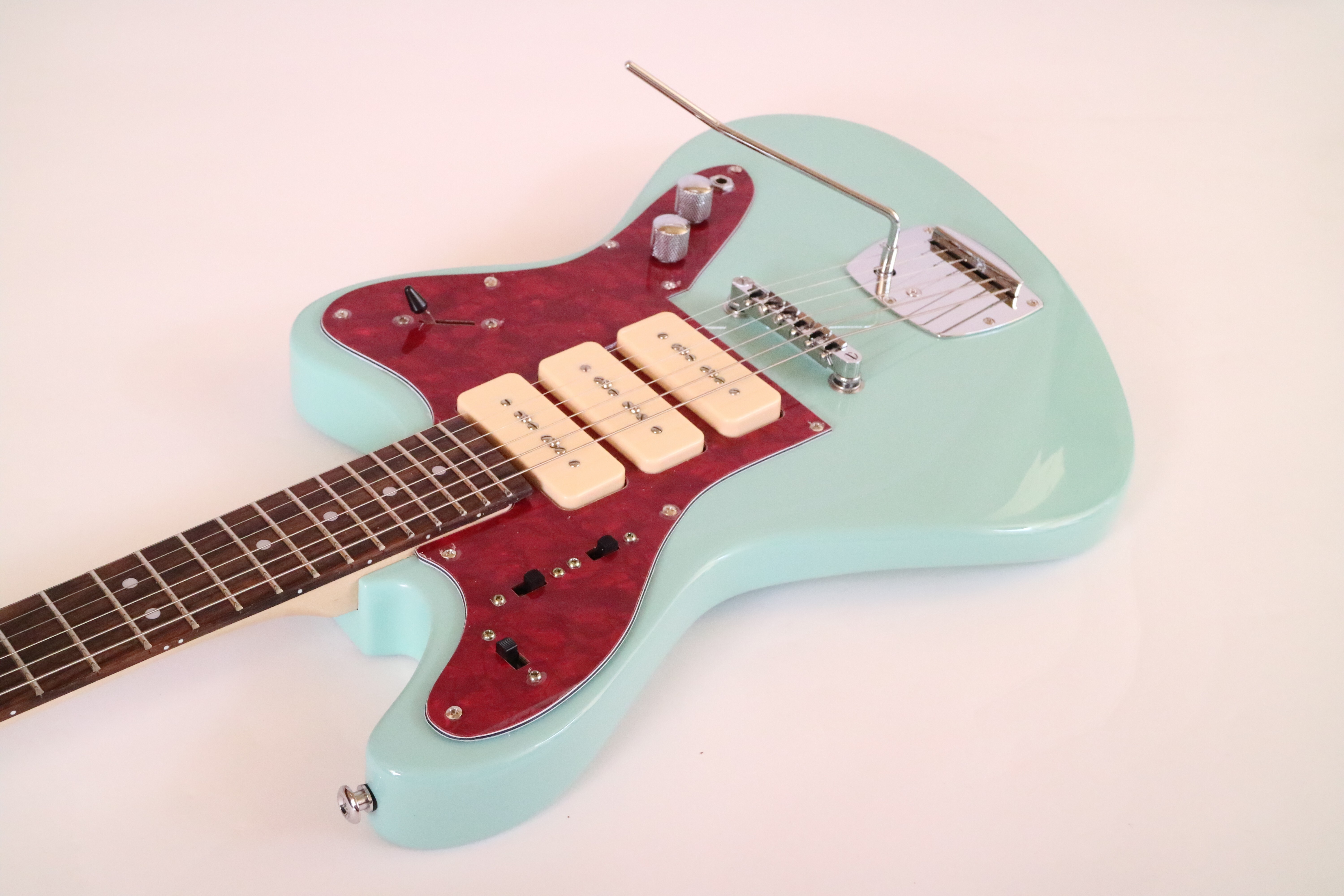 Guitarra Eléctrica Afanti Customized Basswood Body Maple Neck 6 String