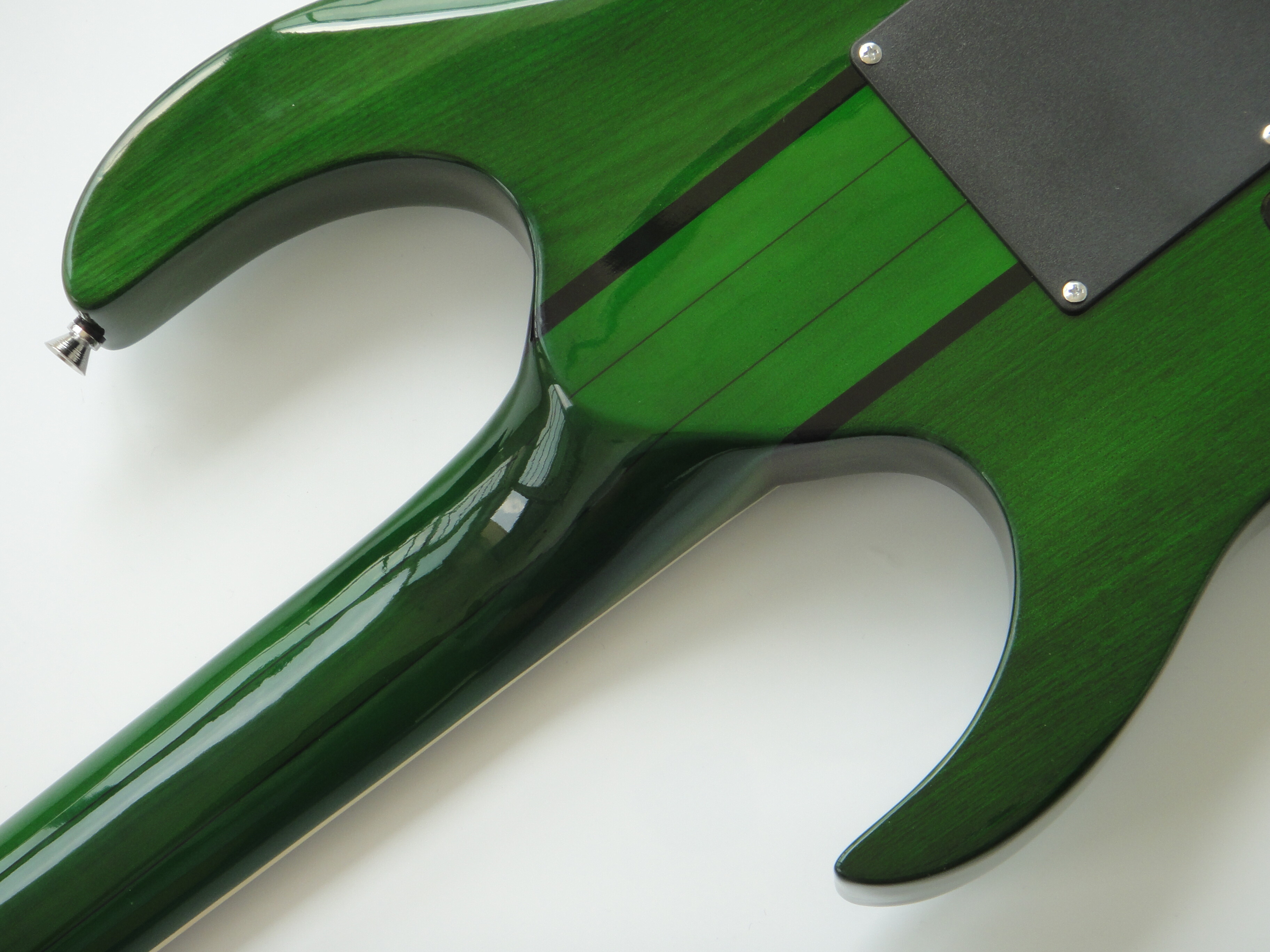 Guitarra Eléctrica Afanti Customized Neck Through Basswood Body 6 String