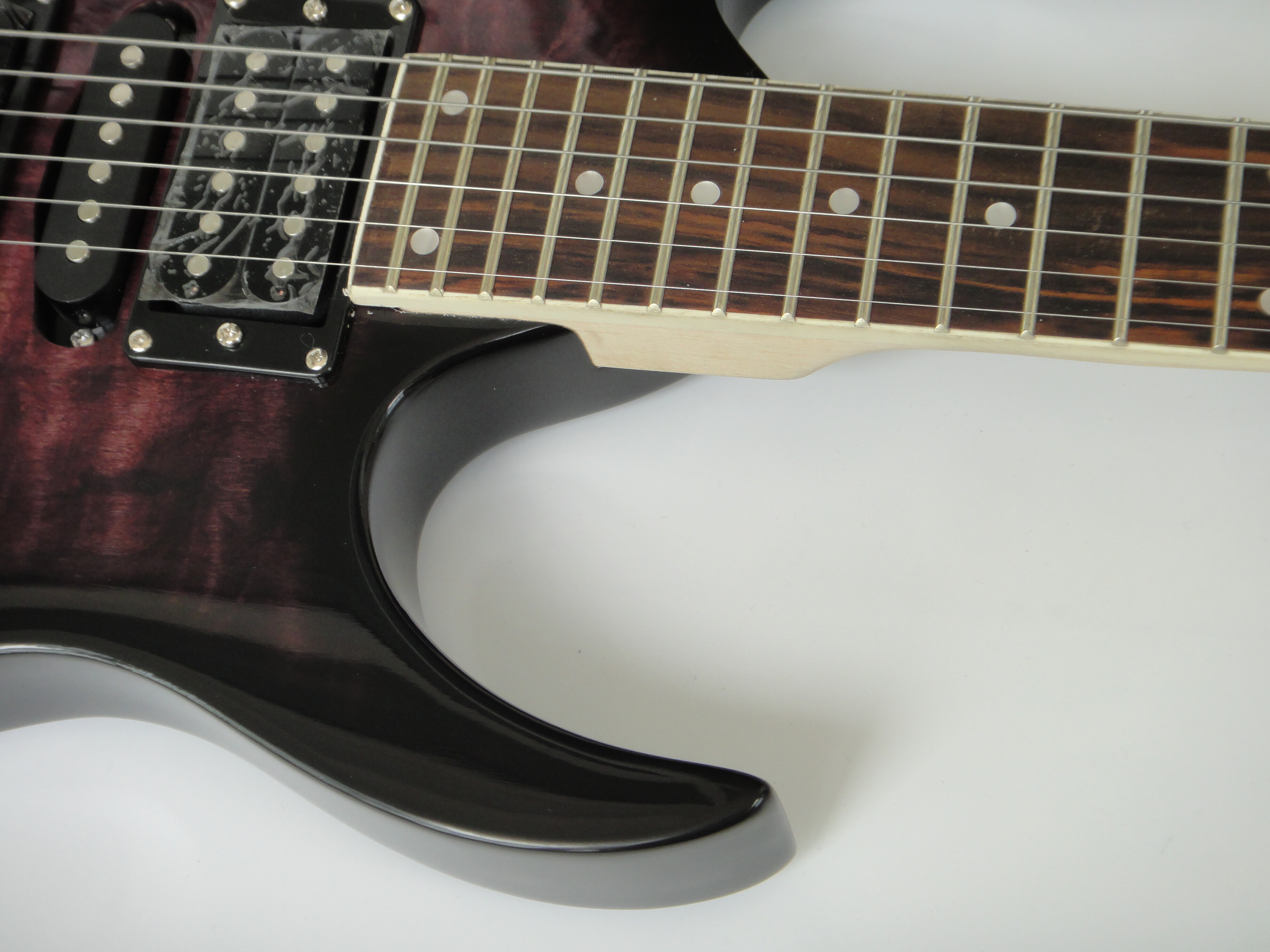 Guitarra Eléctrica Afanti Bolt On Basswood Con Tapa De Arce Acolchado