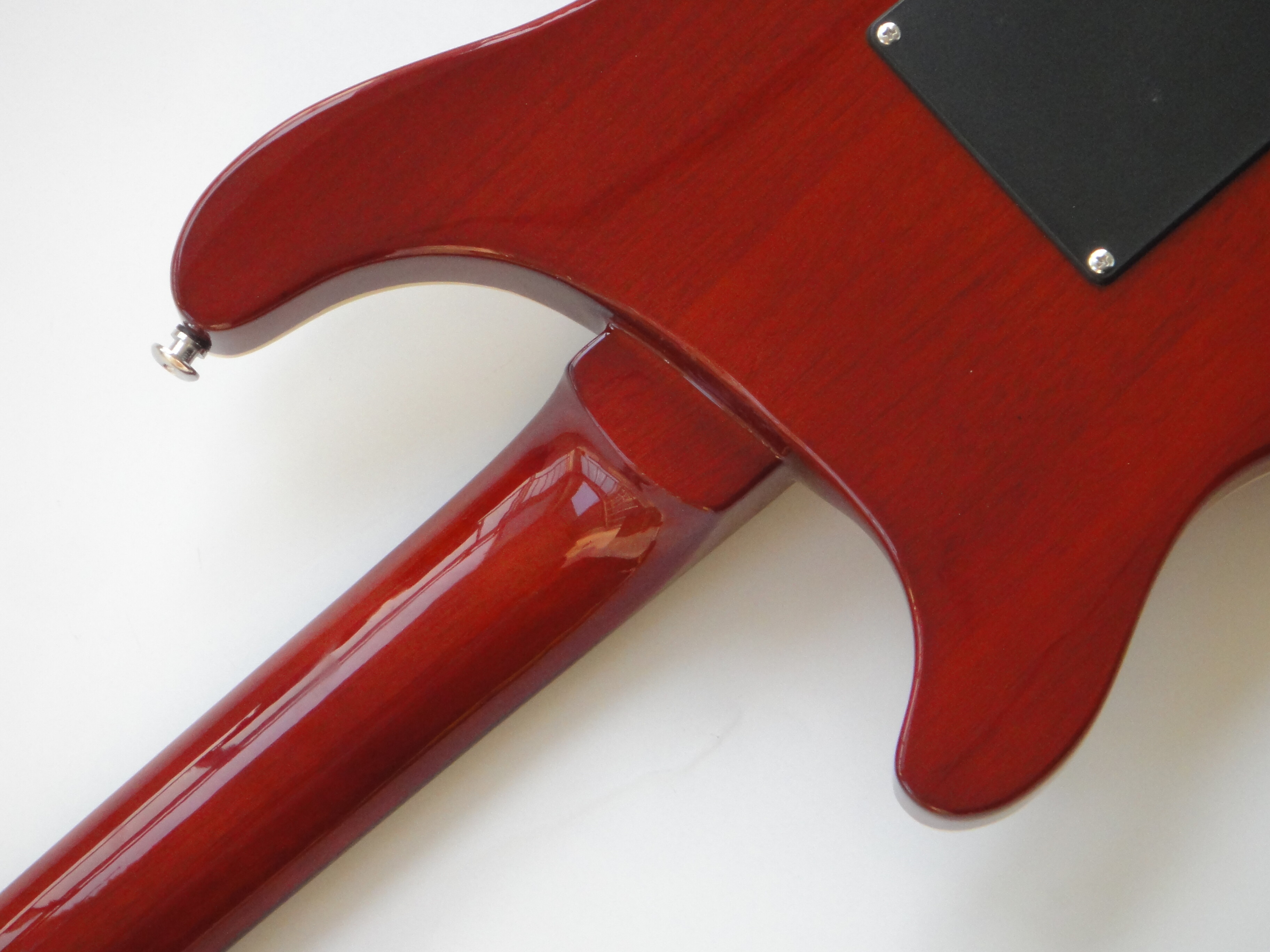 Afanti Guitarra Eléctrica 22 Trastes Tilo con Chapa de Arce Acolchado