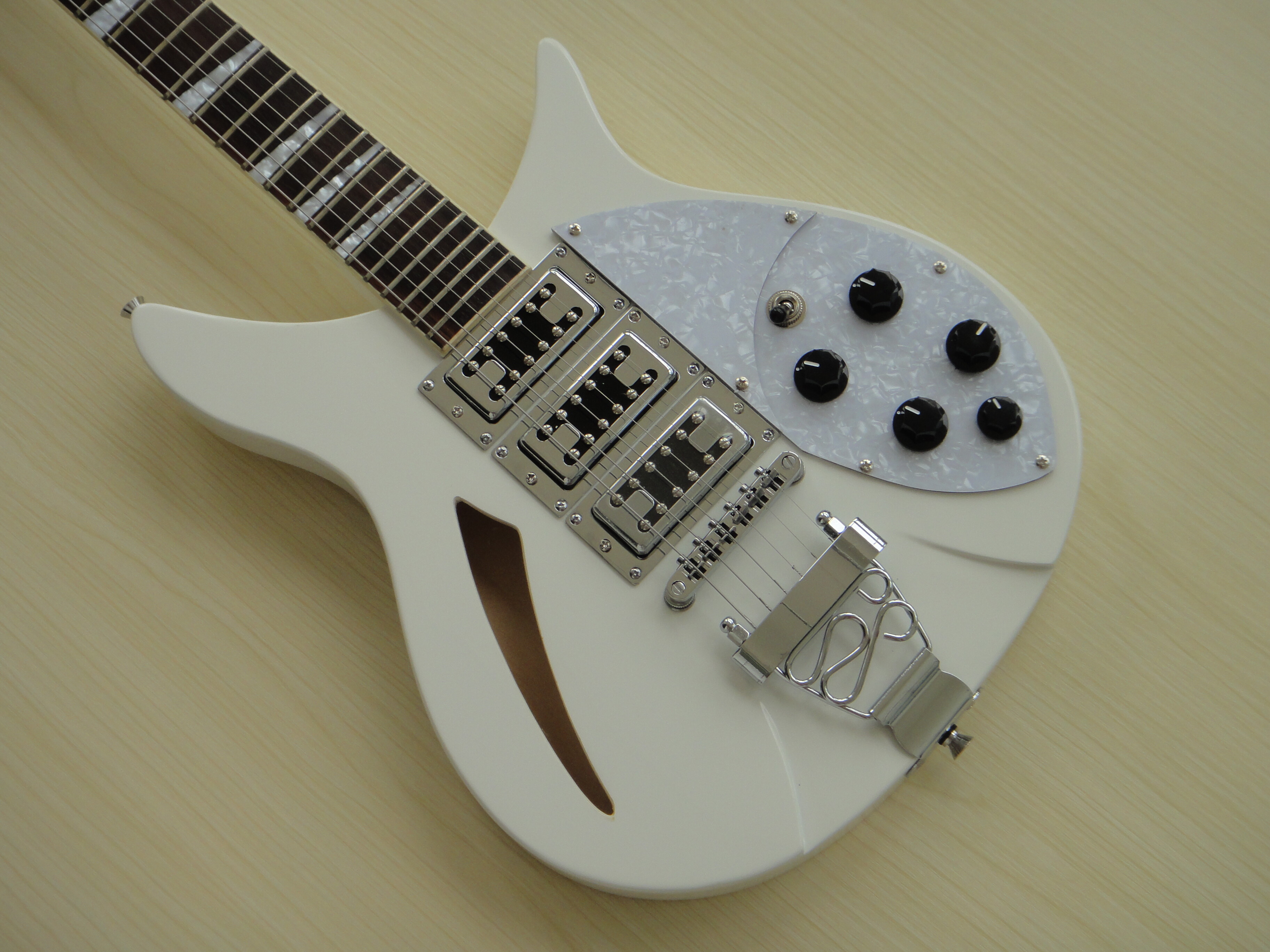 Guitarra Eléctrica Afanti Customized Set In Mahogany Neck