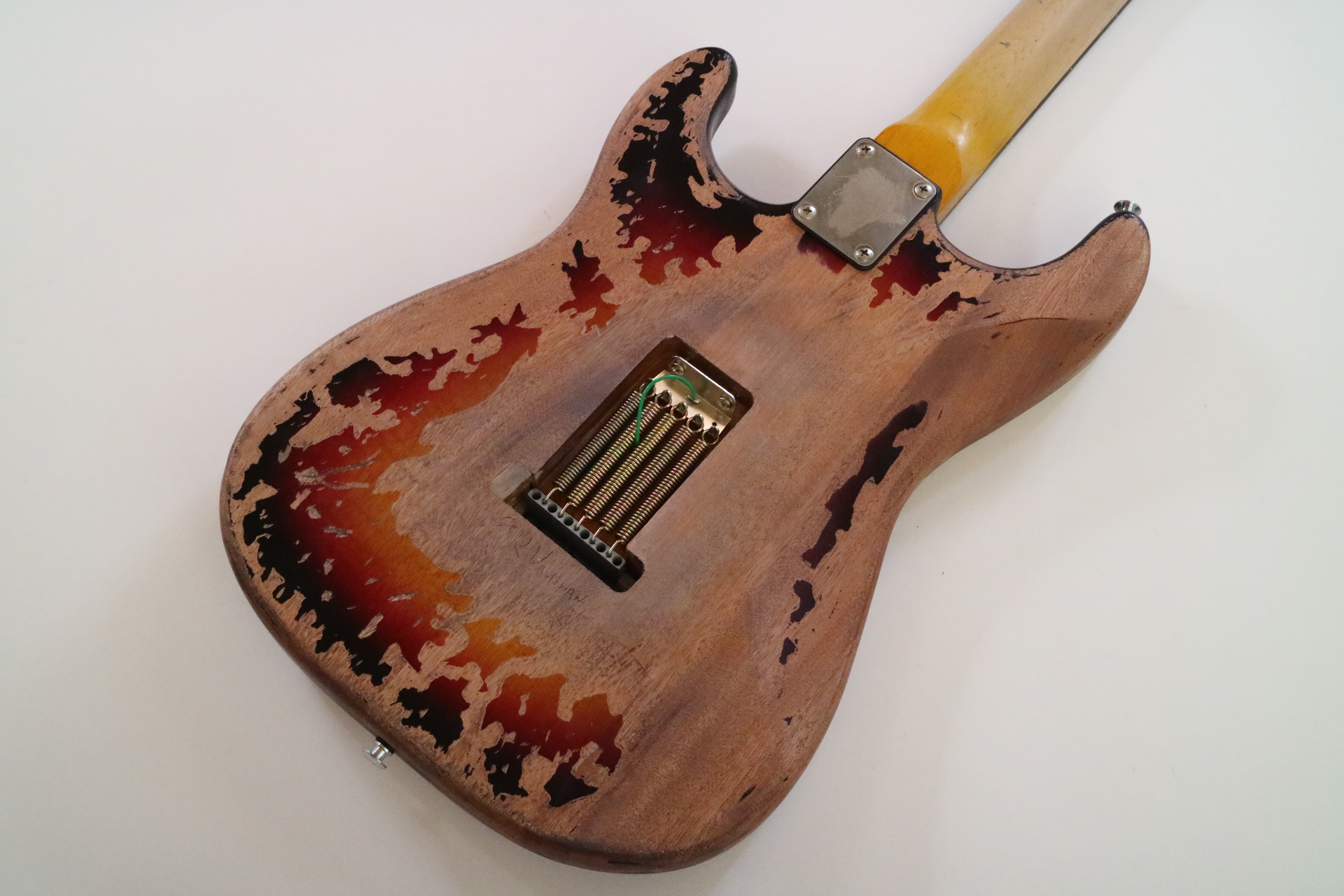 Guitarra Eléctrica Afanti Bolt On Maple Neck