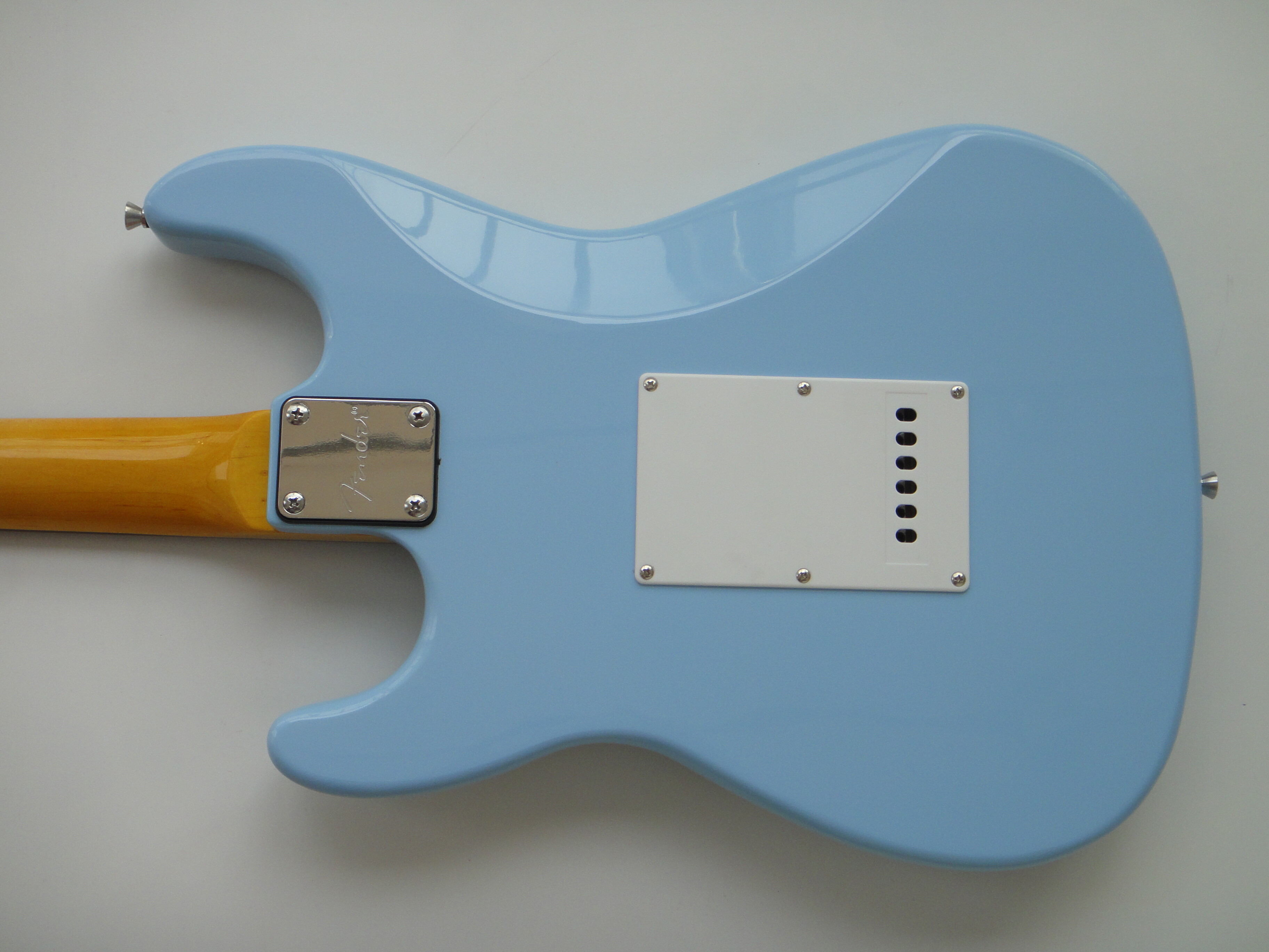 Guitarra eléctrica Afanti Bolt On con mástil de arce y cuerpo de tilo