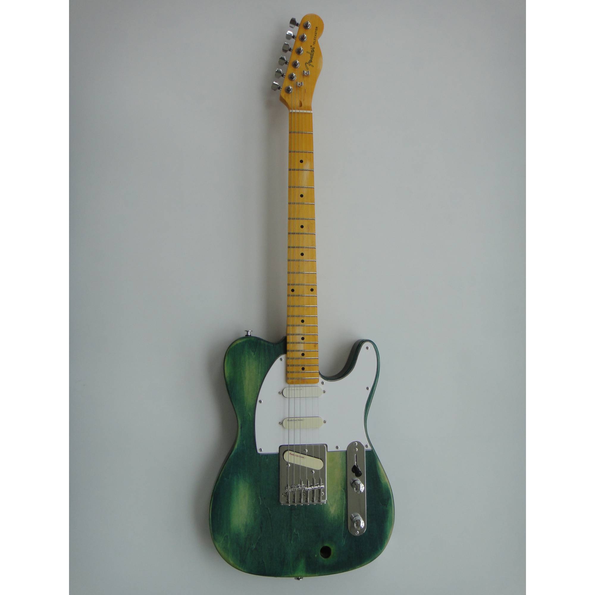 Guitarra Eléctrica Afanti Basswood Body SSS Pickups