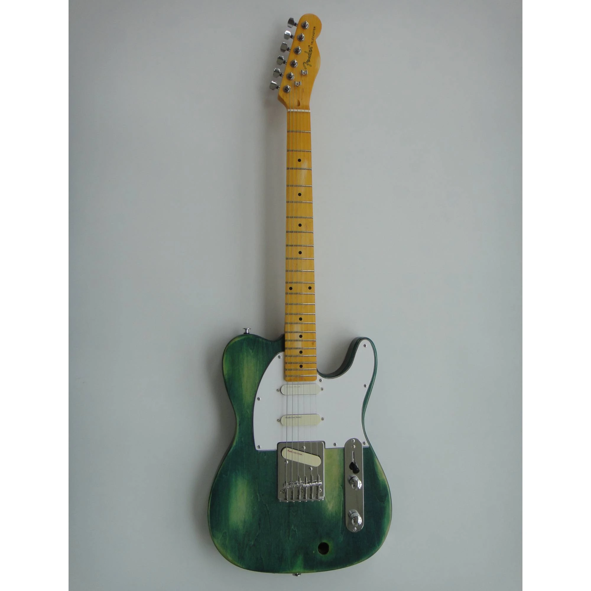 Guitarra Eléctrica Afanti Basswood Body SSS Pickups