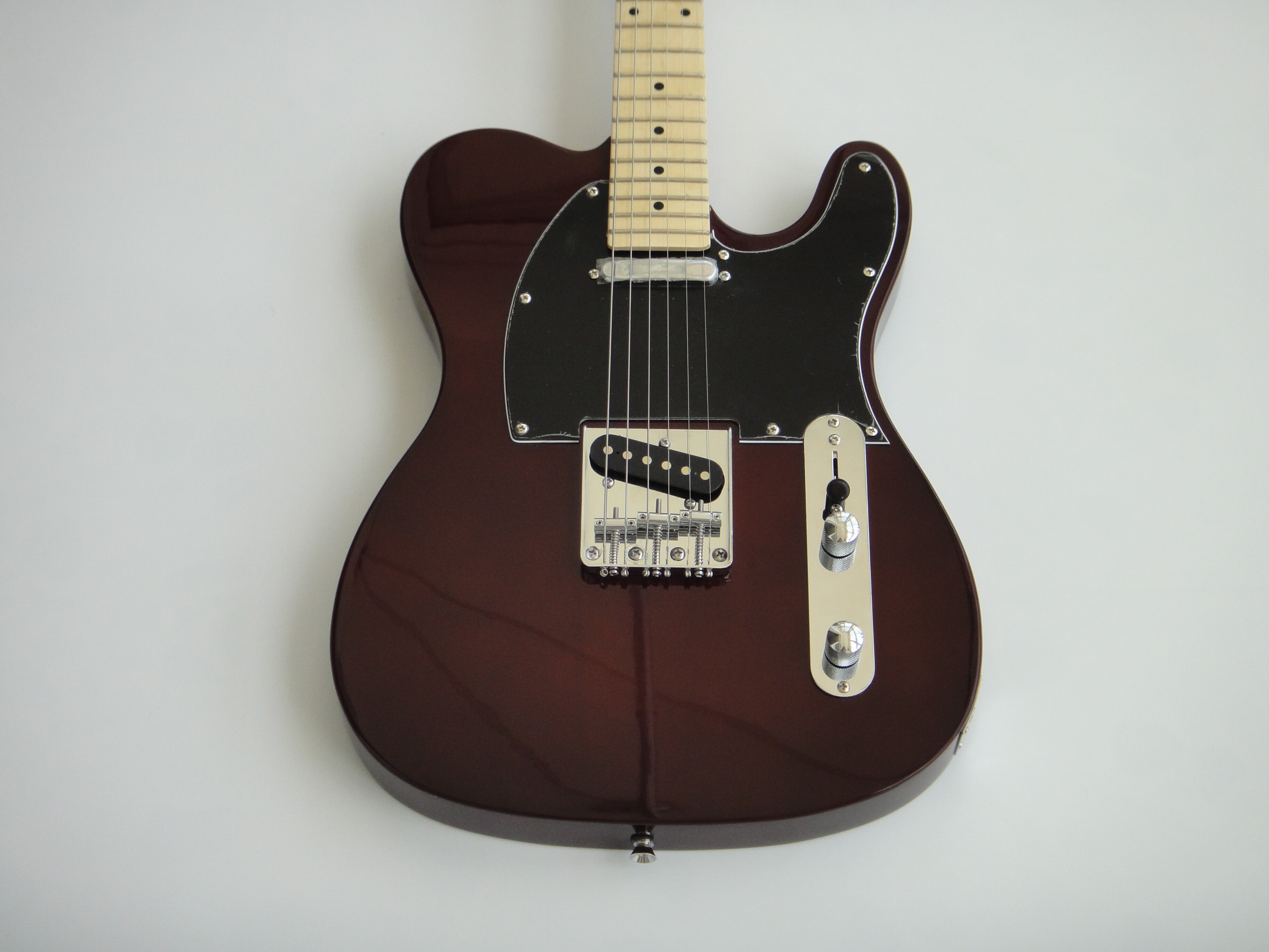 Guitarra Eléctrica Afanti Customized Basswood Body Maple Neck