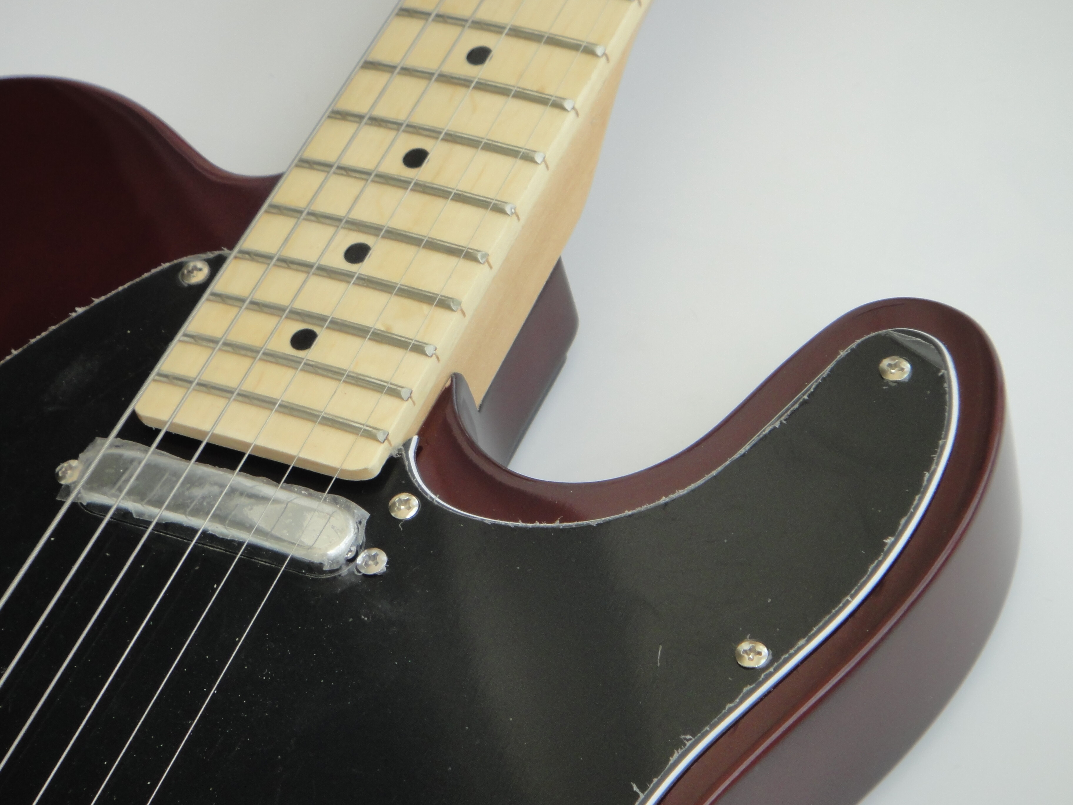 Guitarra Eléctrica Afanti Customized Basswood Body Maple Neck