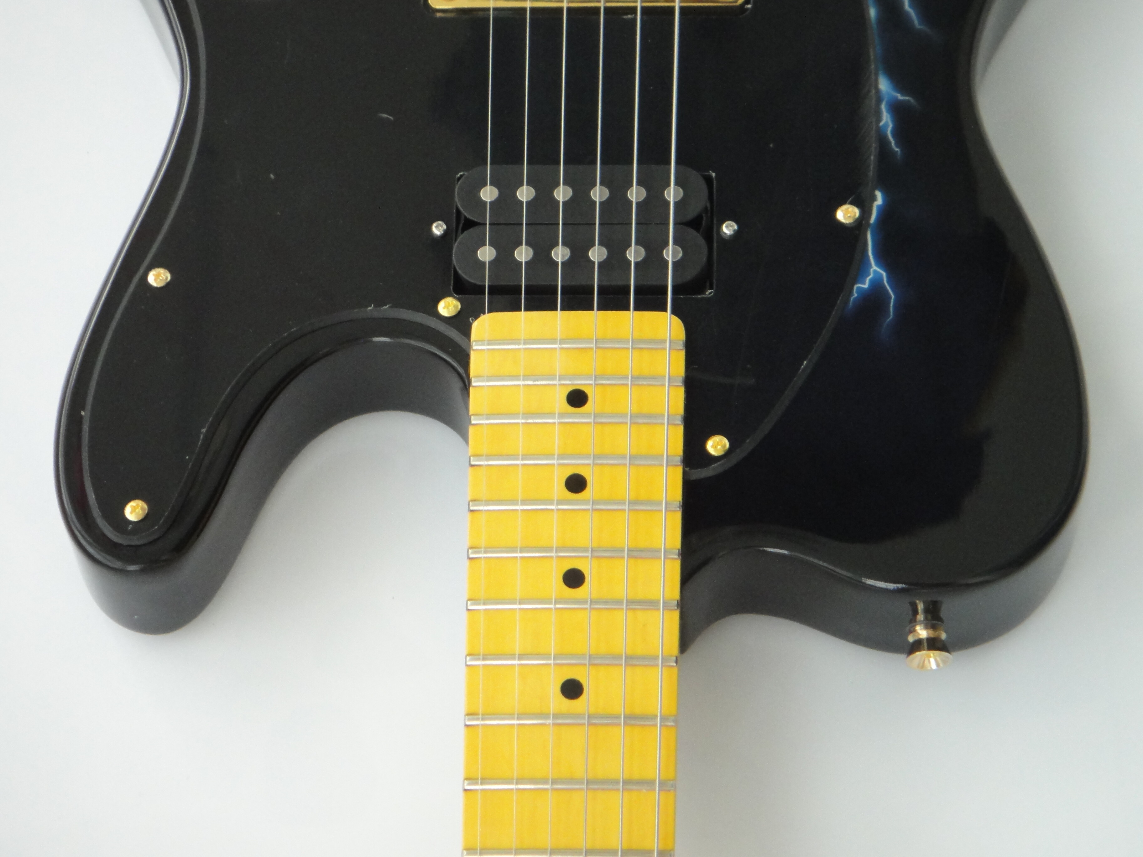 Guitarra Eléctrica Afanti Customized Cuerpo Caoba Diapasón Arce