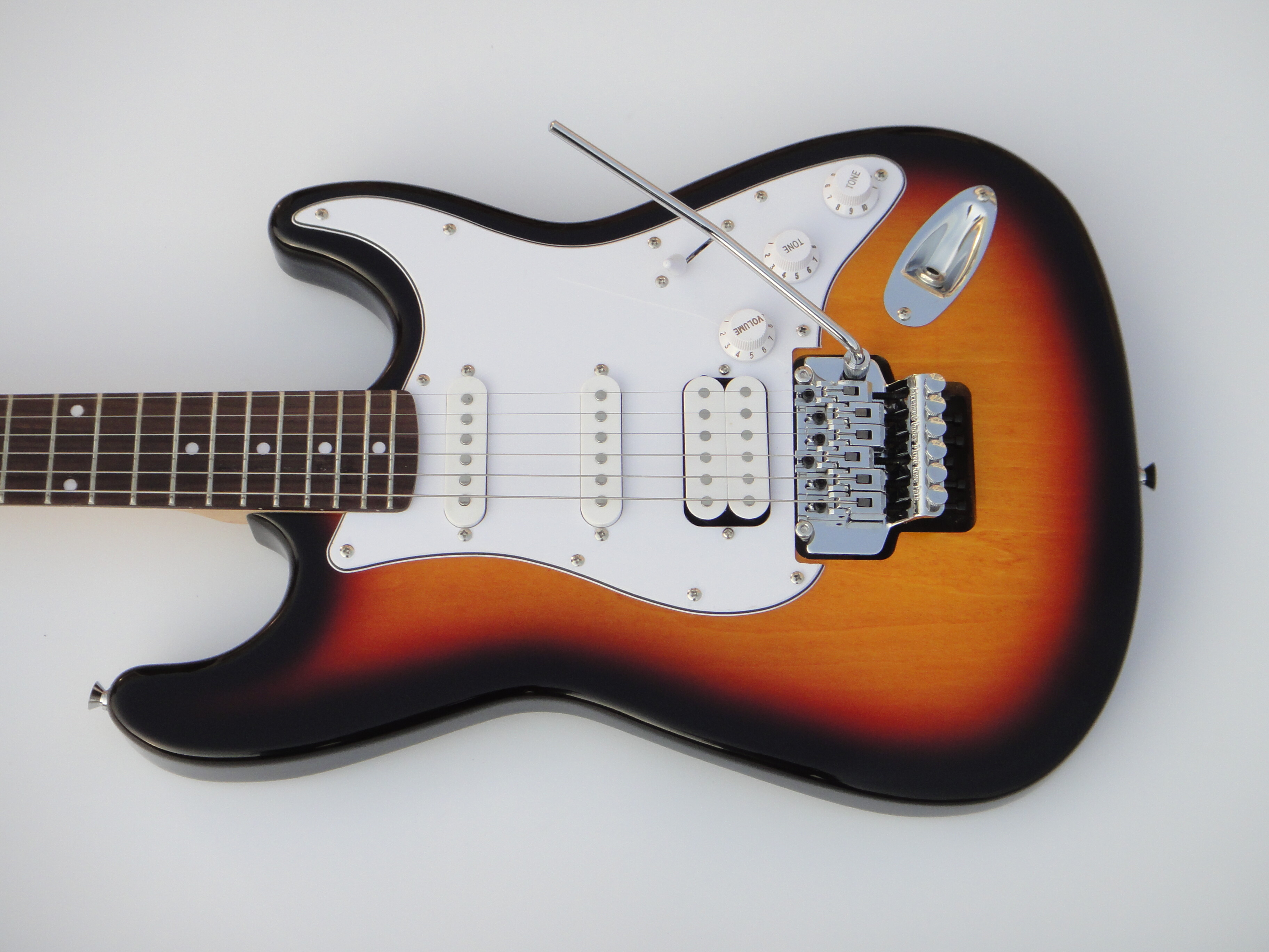 Guitarra Eléctrica Afanti Customized Bolt On Maple Neck