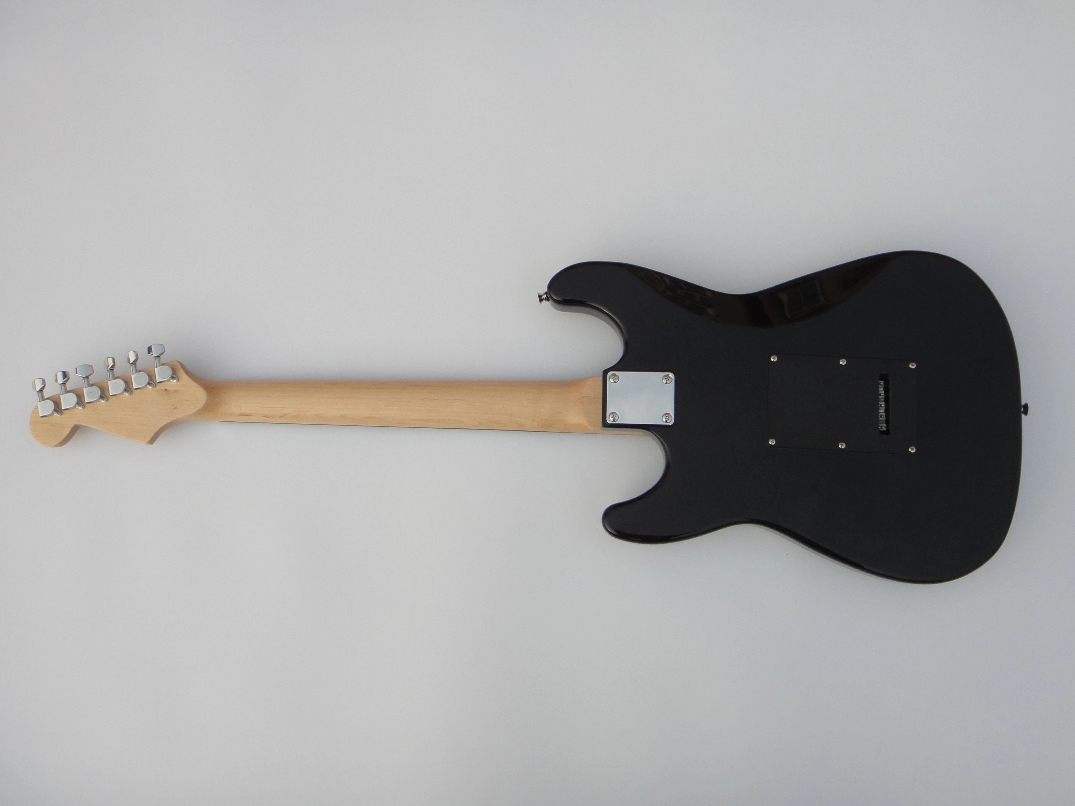 Guitarra Eléctrica Afanti Customized Bolt On Maple Neck