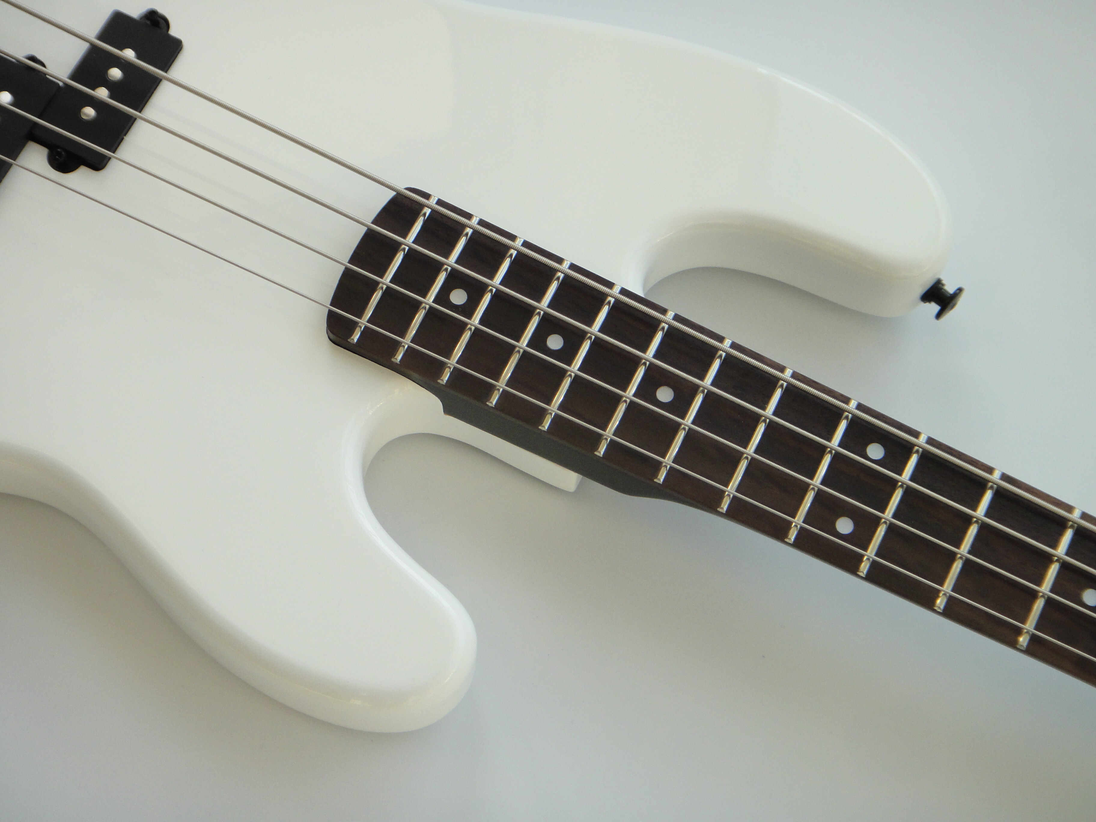 Afanti Guitarra Bajo Eléctrico 4 Cuerdas Bolt On Mástil Caoba