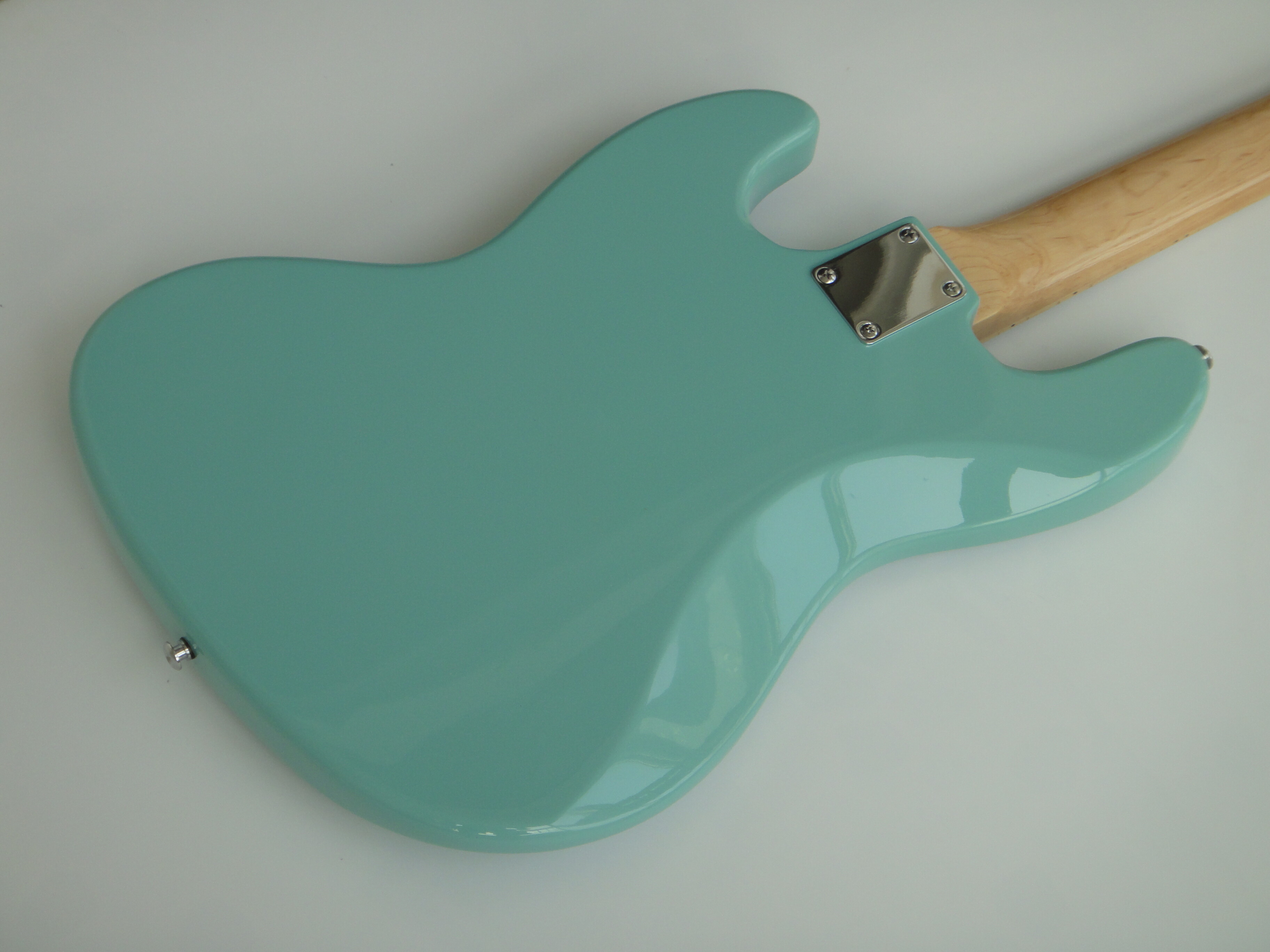 Guitarra Eléctrica Afanti Customizada Cuerpo Caoba Mástil Arce Atornillado