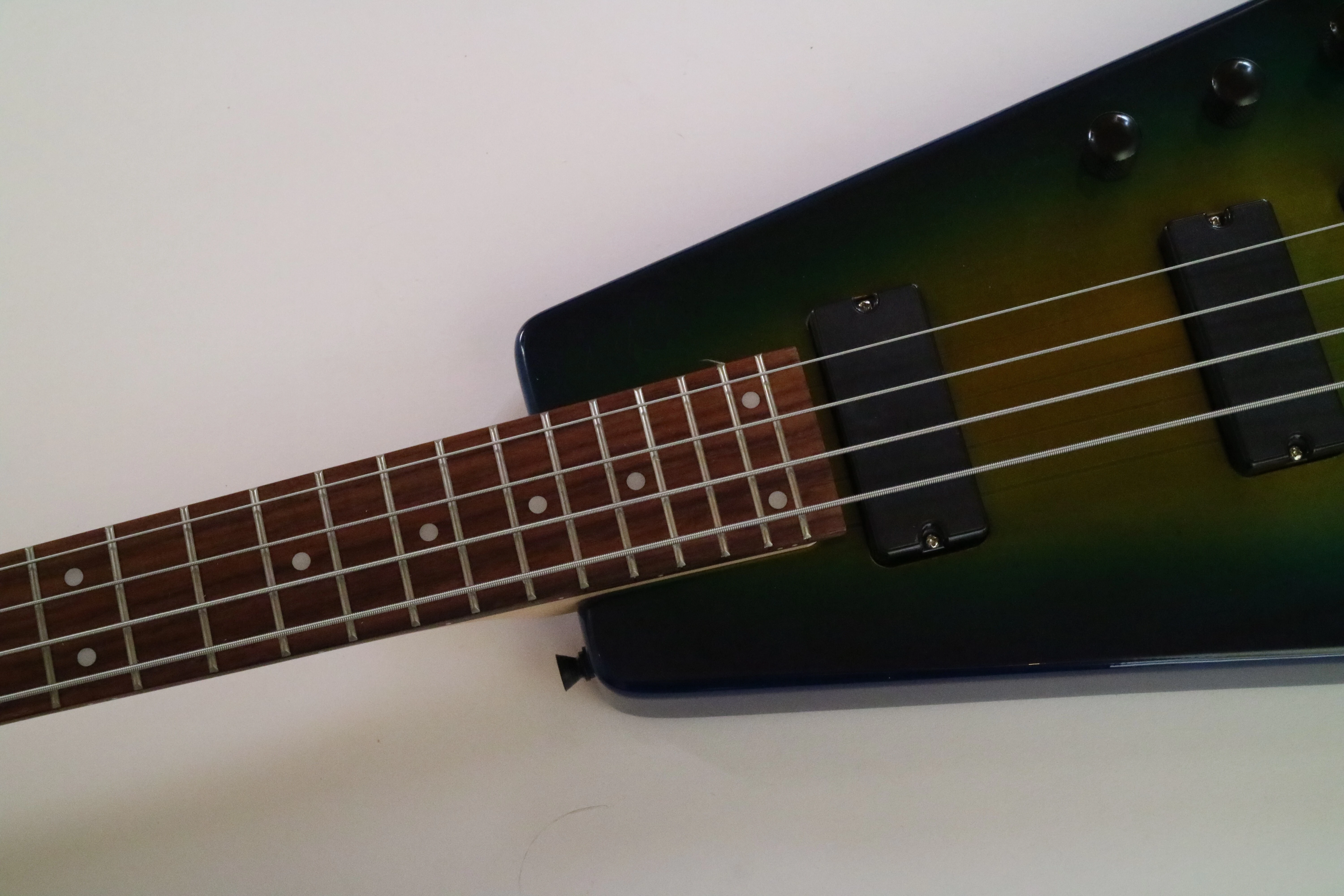 Afanti Guitarra Eléctrica Personalizada 4 Cuerdas Sin Cabeza