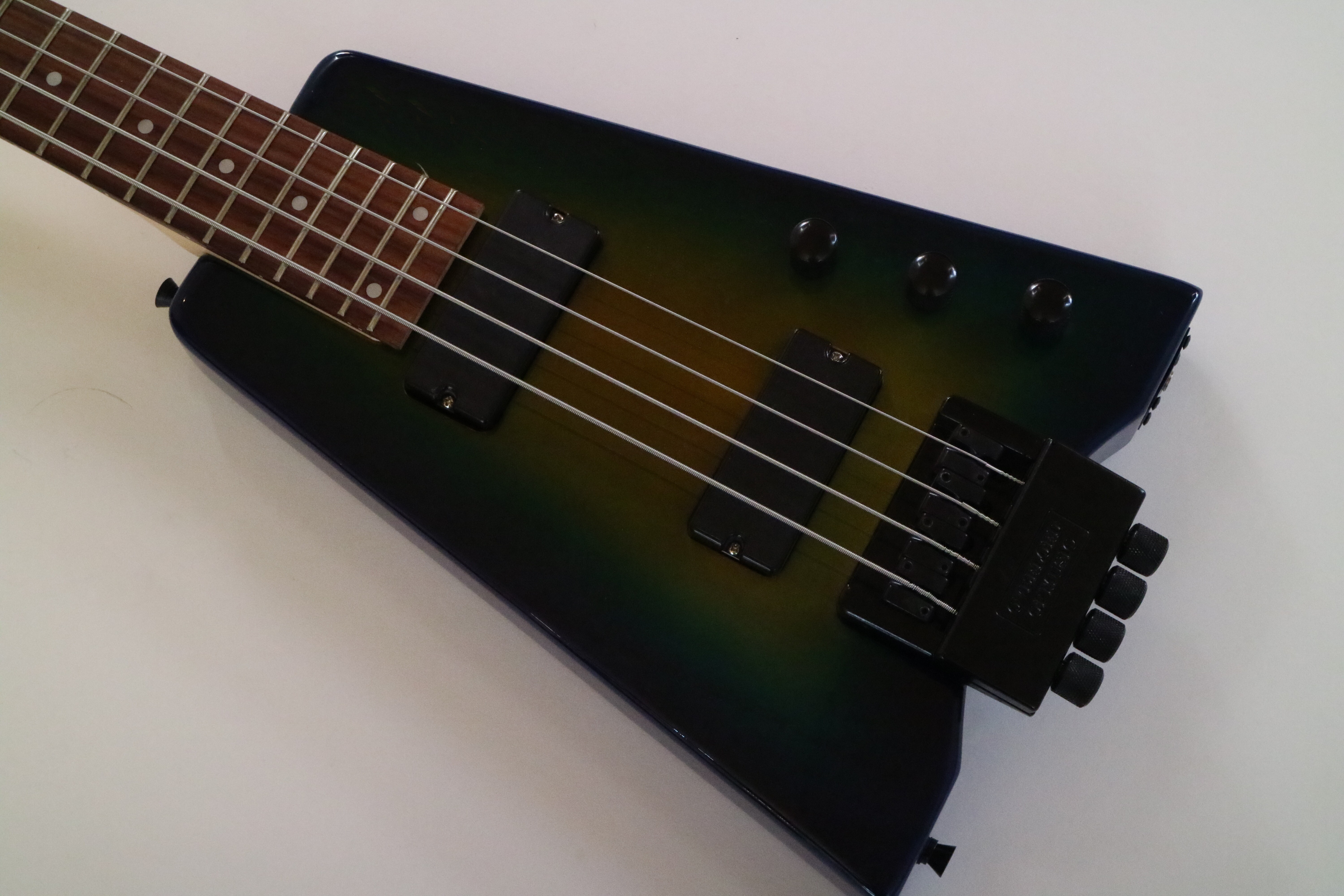 Afanti Guitarra Eléctrica Personalizada 4 Cuerdas Sin Cabeza