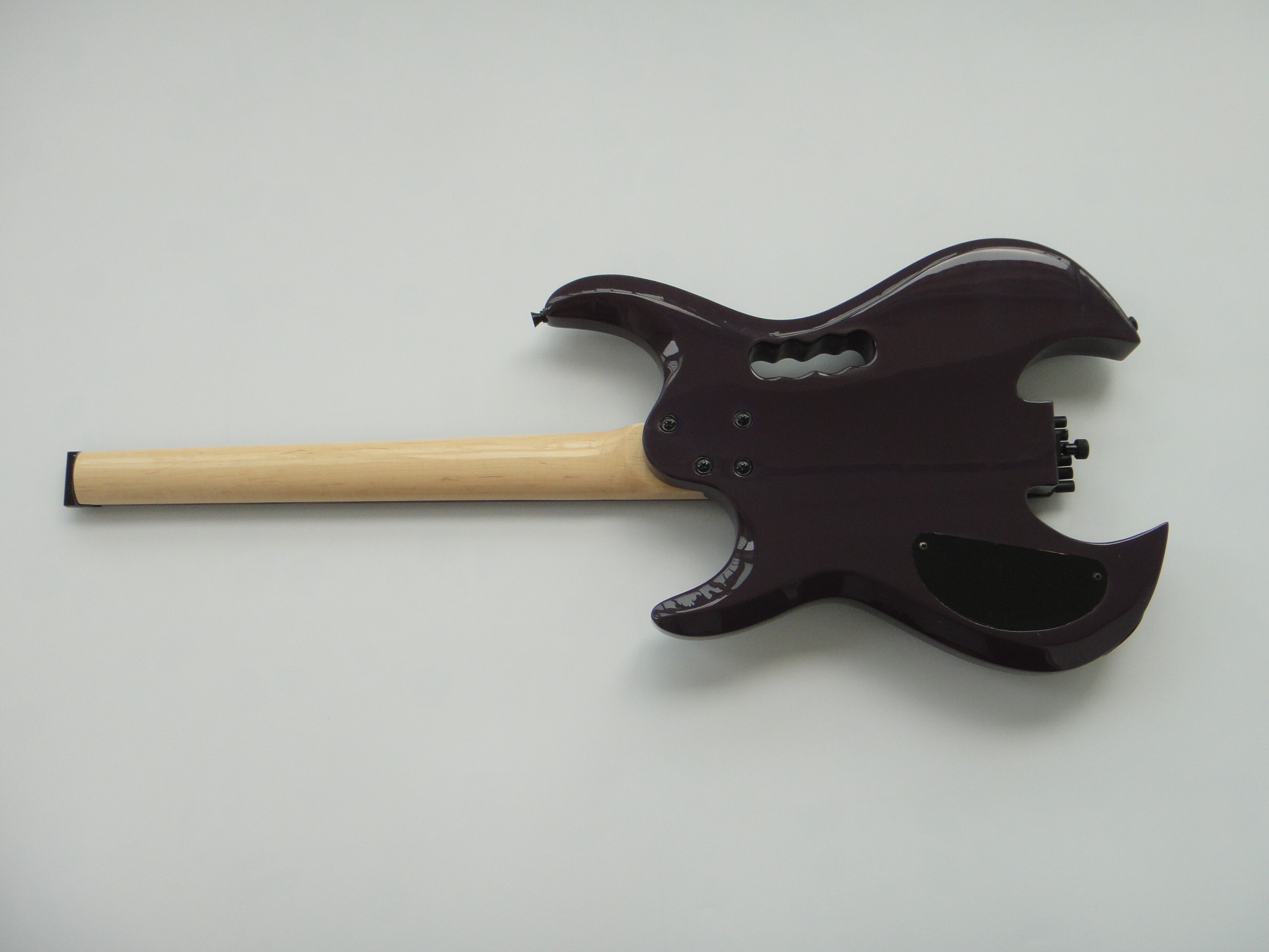 Afanti Customized Hsh 6 Cuerdas Guitarra Eléctrica Sin Cabeza