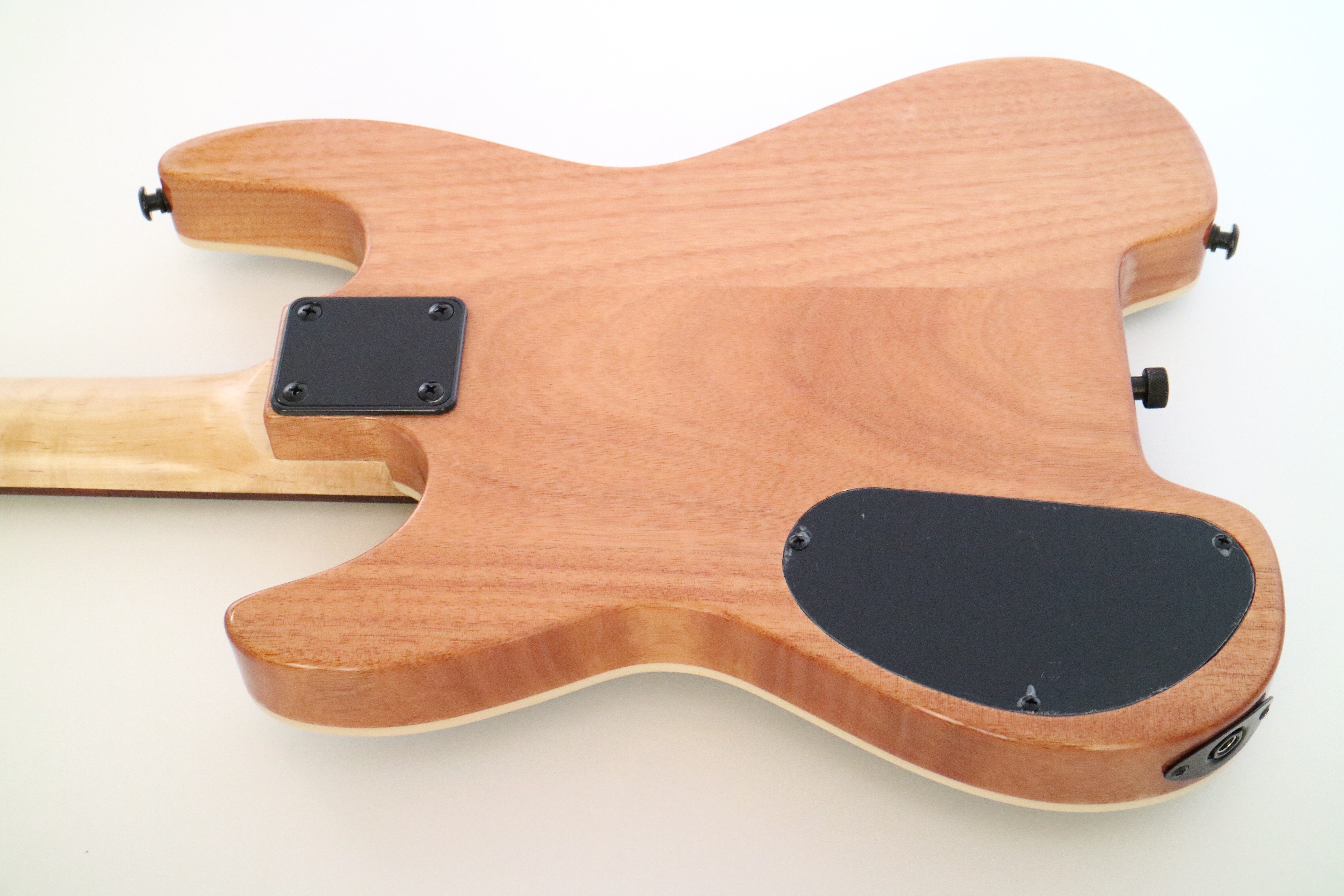 Guitarra Afanti Customized Hh Double Locking 6 Cuerdas Negra Sin Cabeza