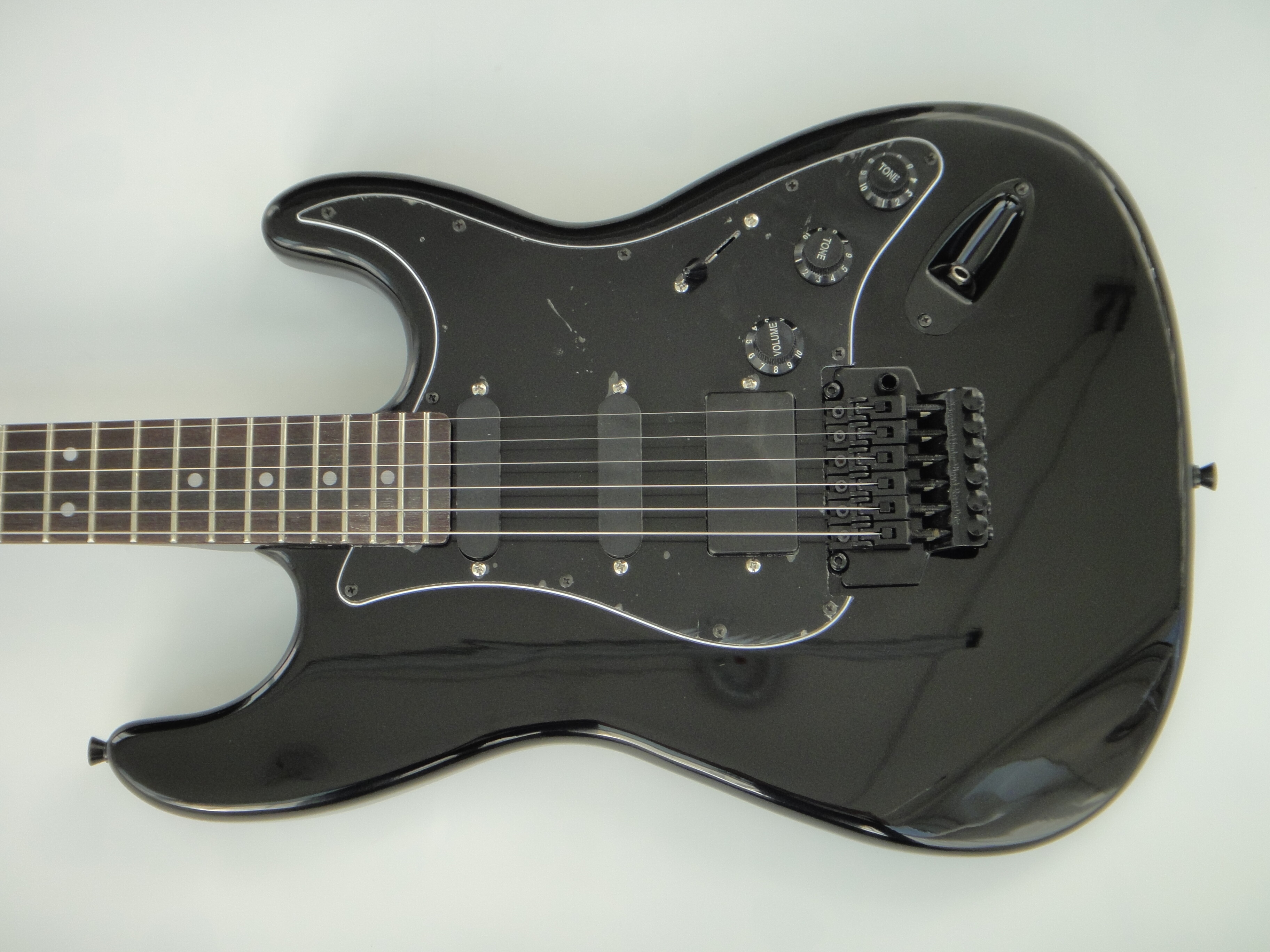 Guitarra Eléctrica Afanti Customized Ancient SSS Pickups Cuerpo Caoba Negro