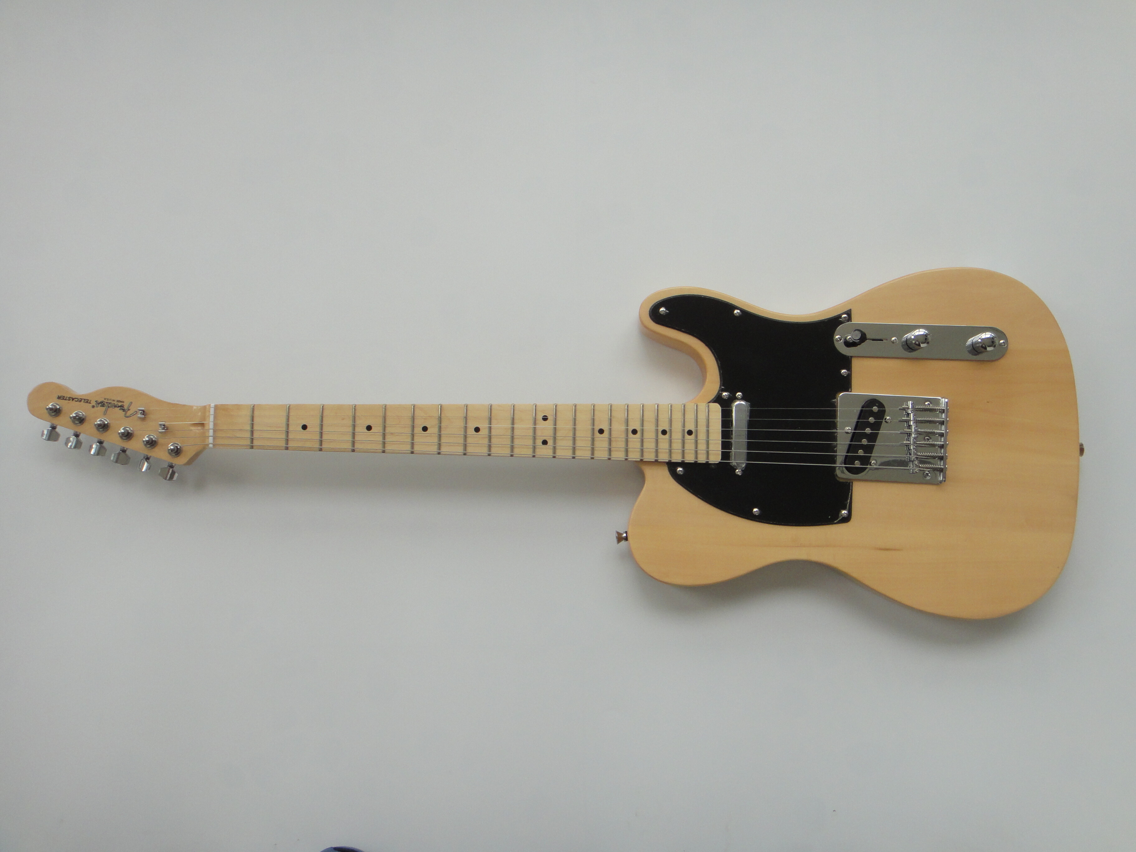 Guitarra Eléctrica Afanti Bolt On Maple Body