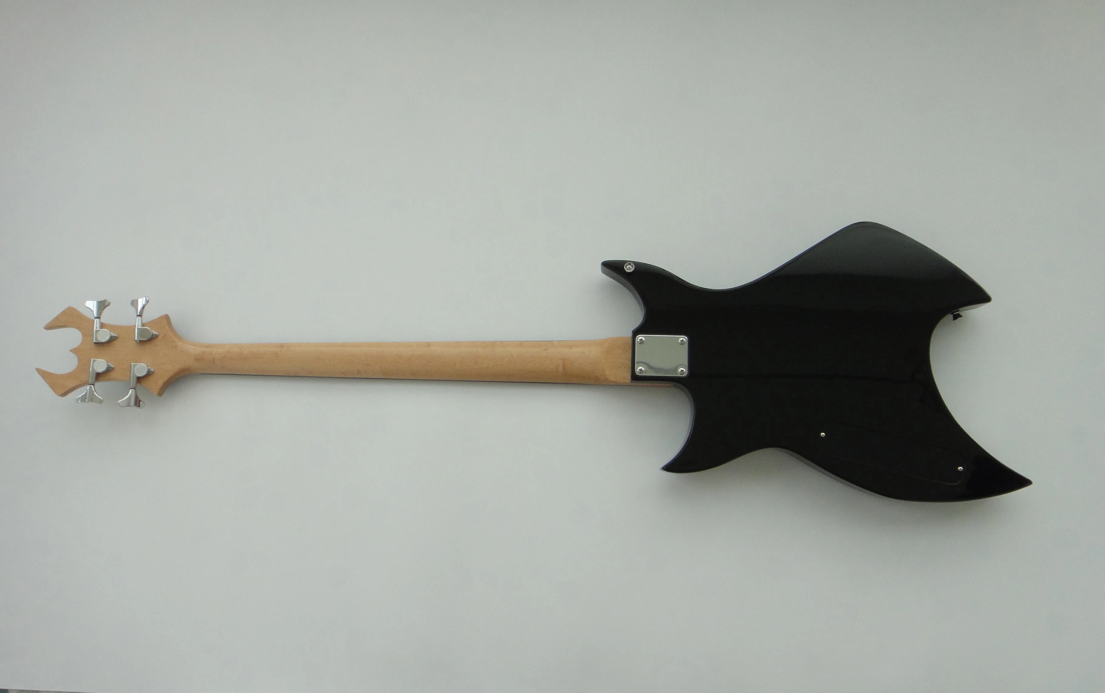 Guitarra eléctrica Afanti con diapasón de palisandro y fondo negro