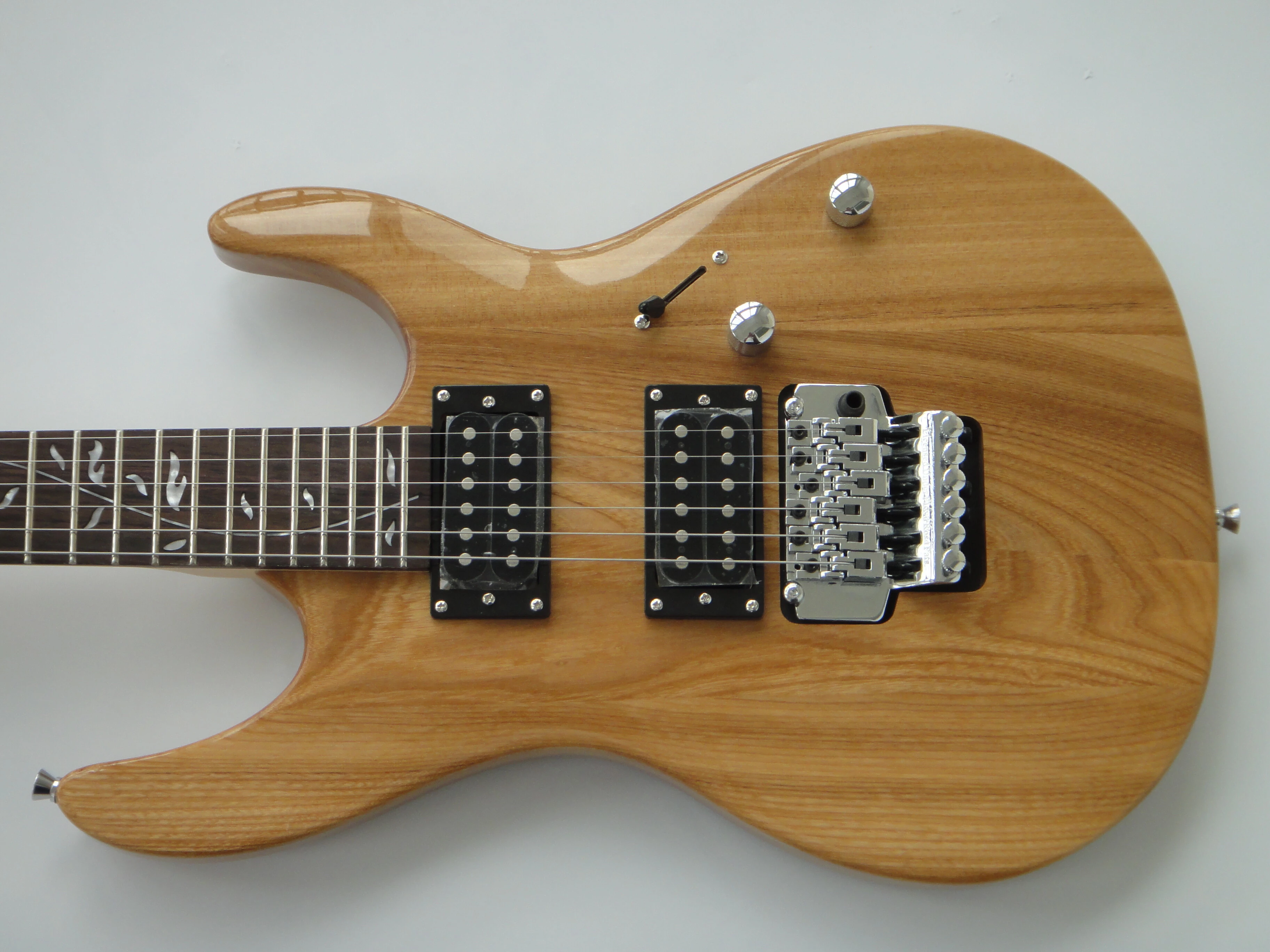 Afanti Guitarra Eléctrica de 6 Cuerdas con Doble Bloqueo Personalizada