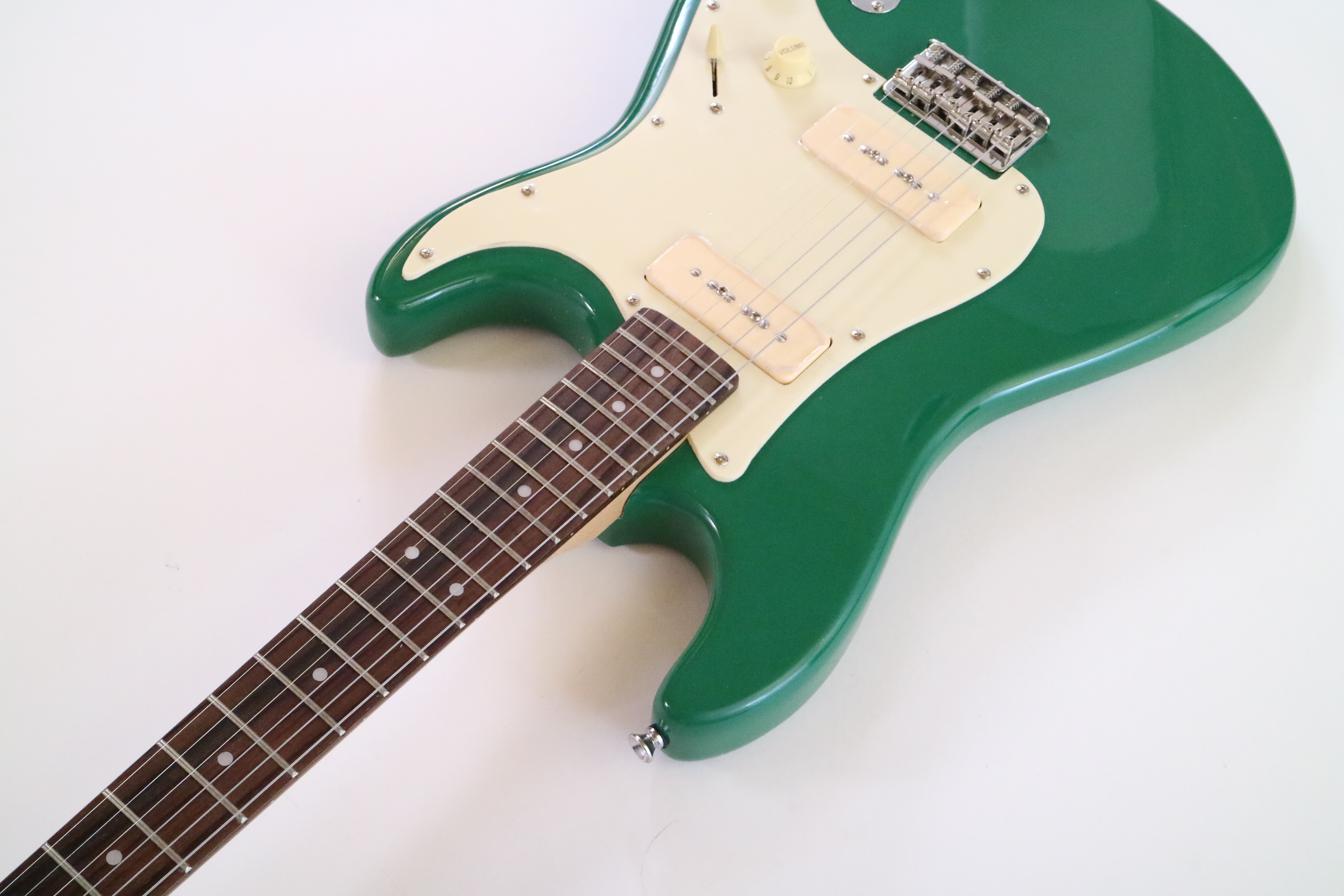 Afanti Guitarra Eléctrica ST con Mástil de Arce Atornillado