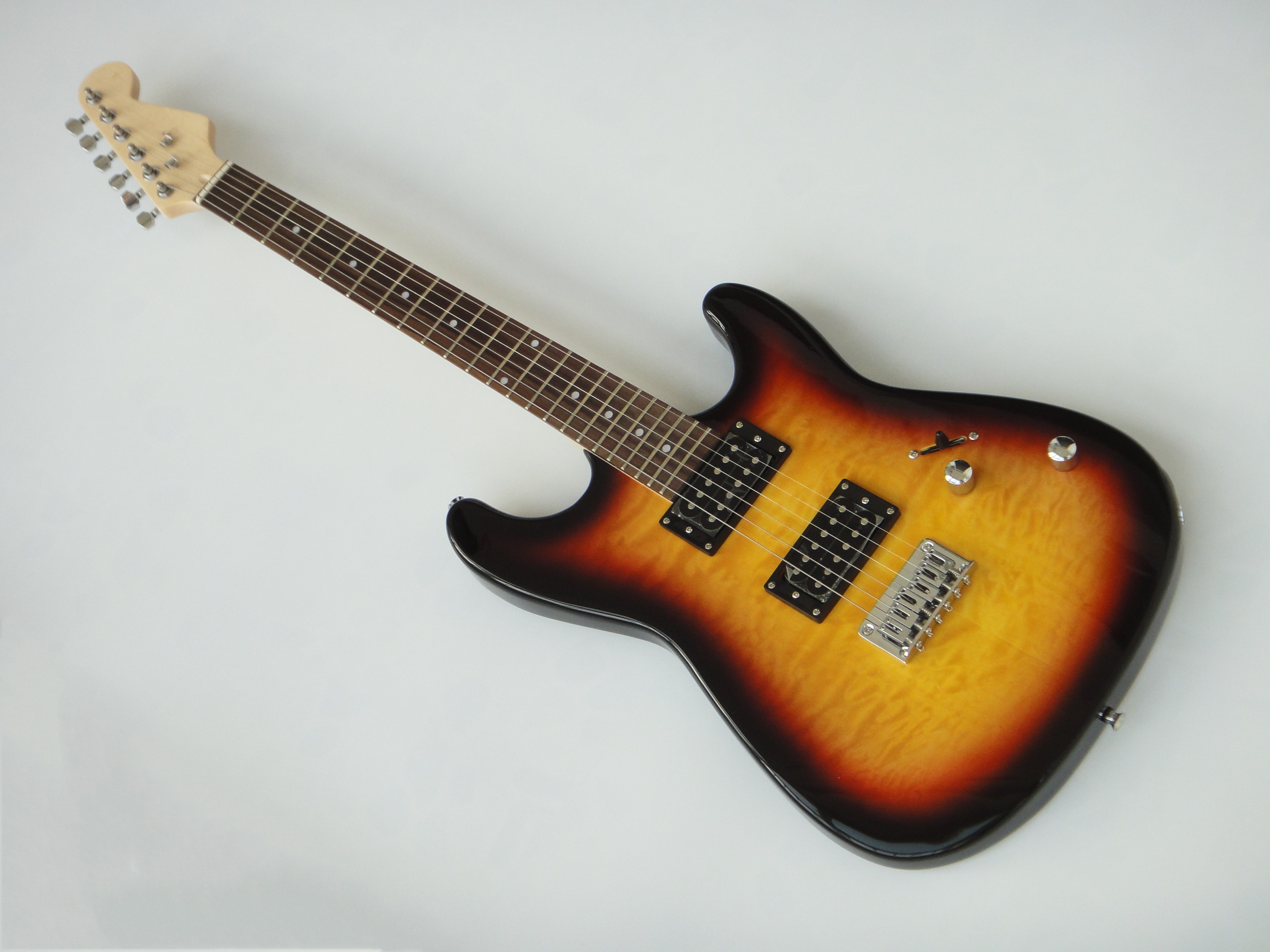Afanti Guitarra Eléctrica con Cuerpo de Caoba Sunburst y Tapa Arce Acolchado