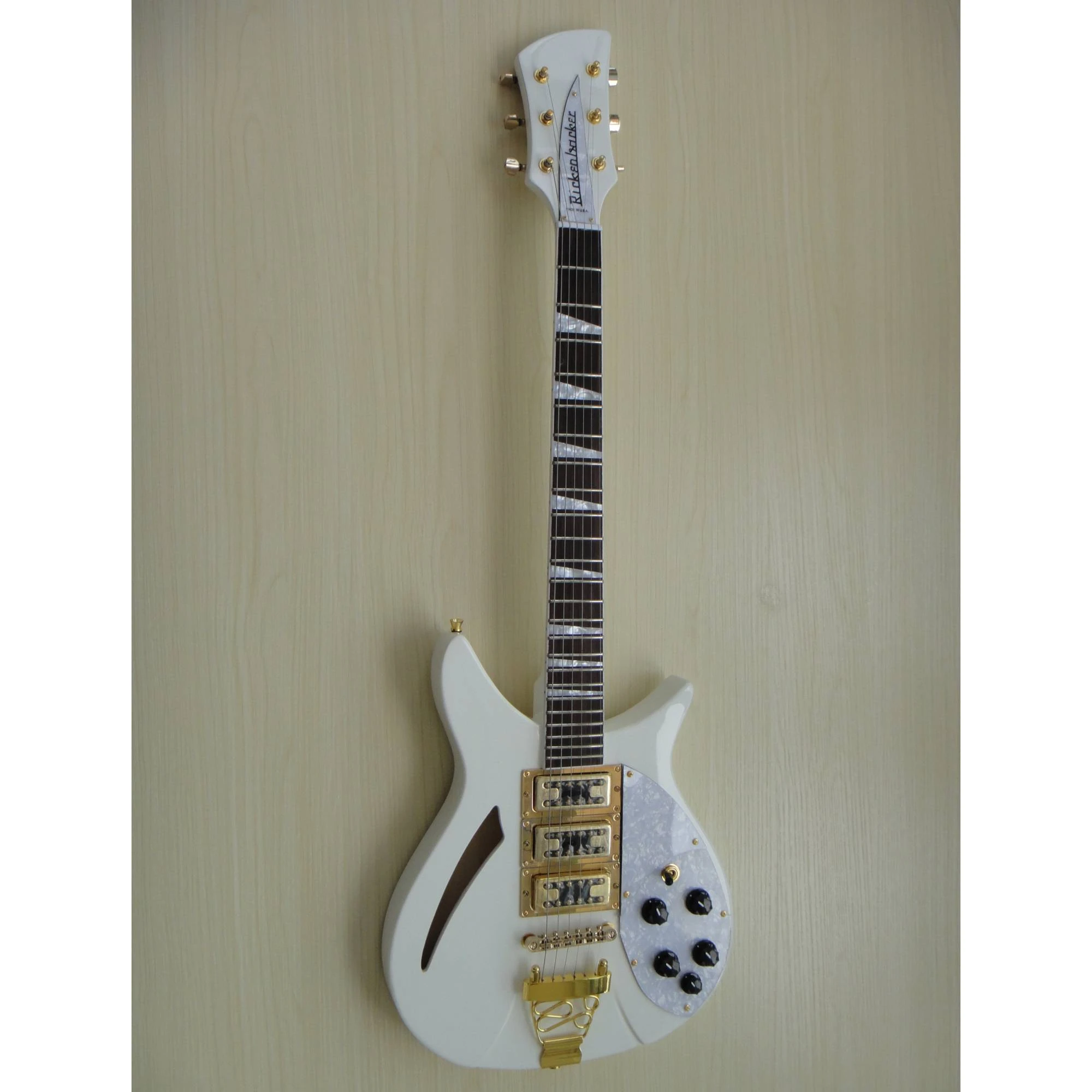 Guitarra eléctrica estilo Rick personalizada Afanti con cuerpo de caoba