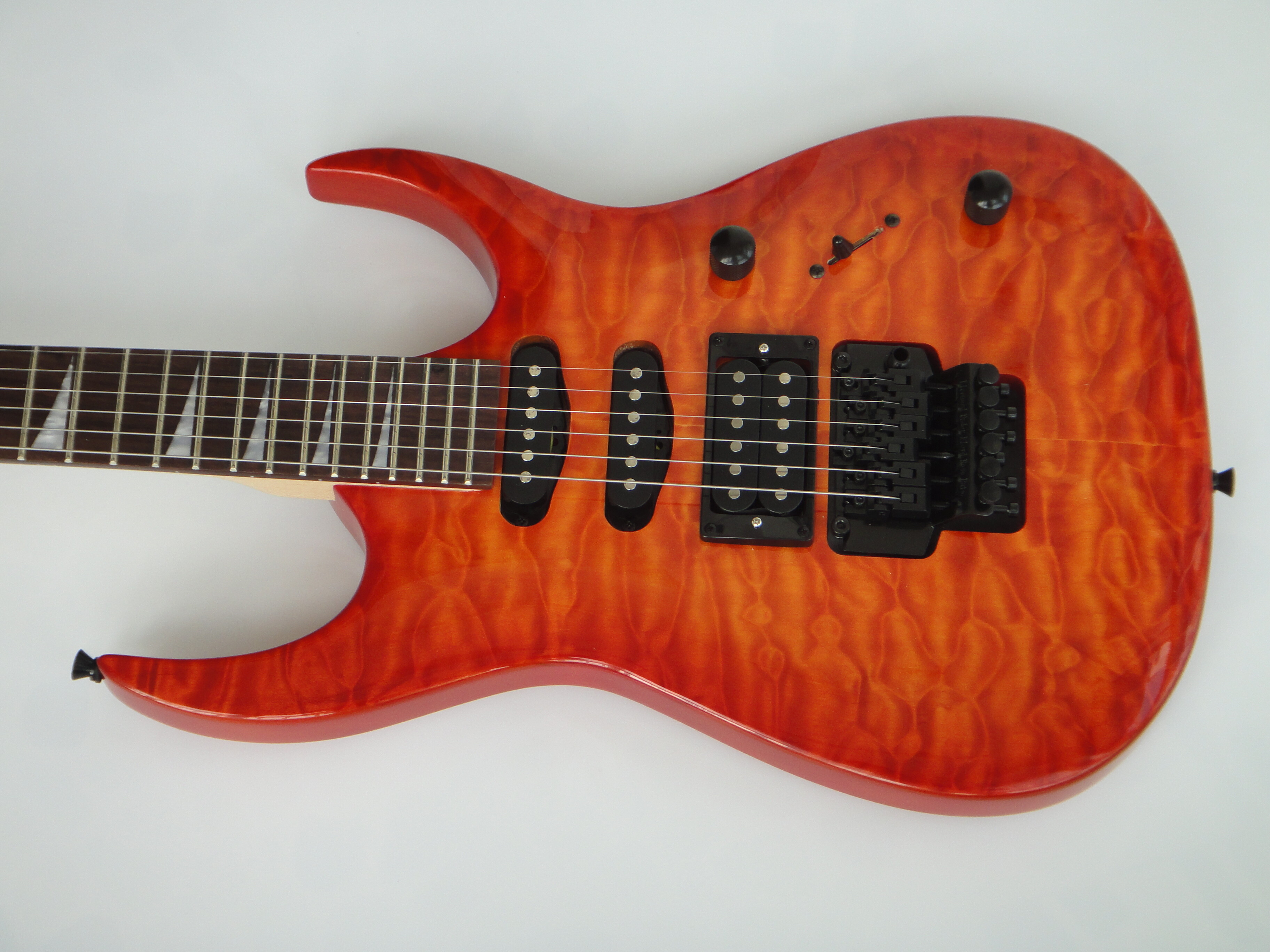 Guitarra eléctrica Afanti de caoba con chapa de arce acolchado