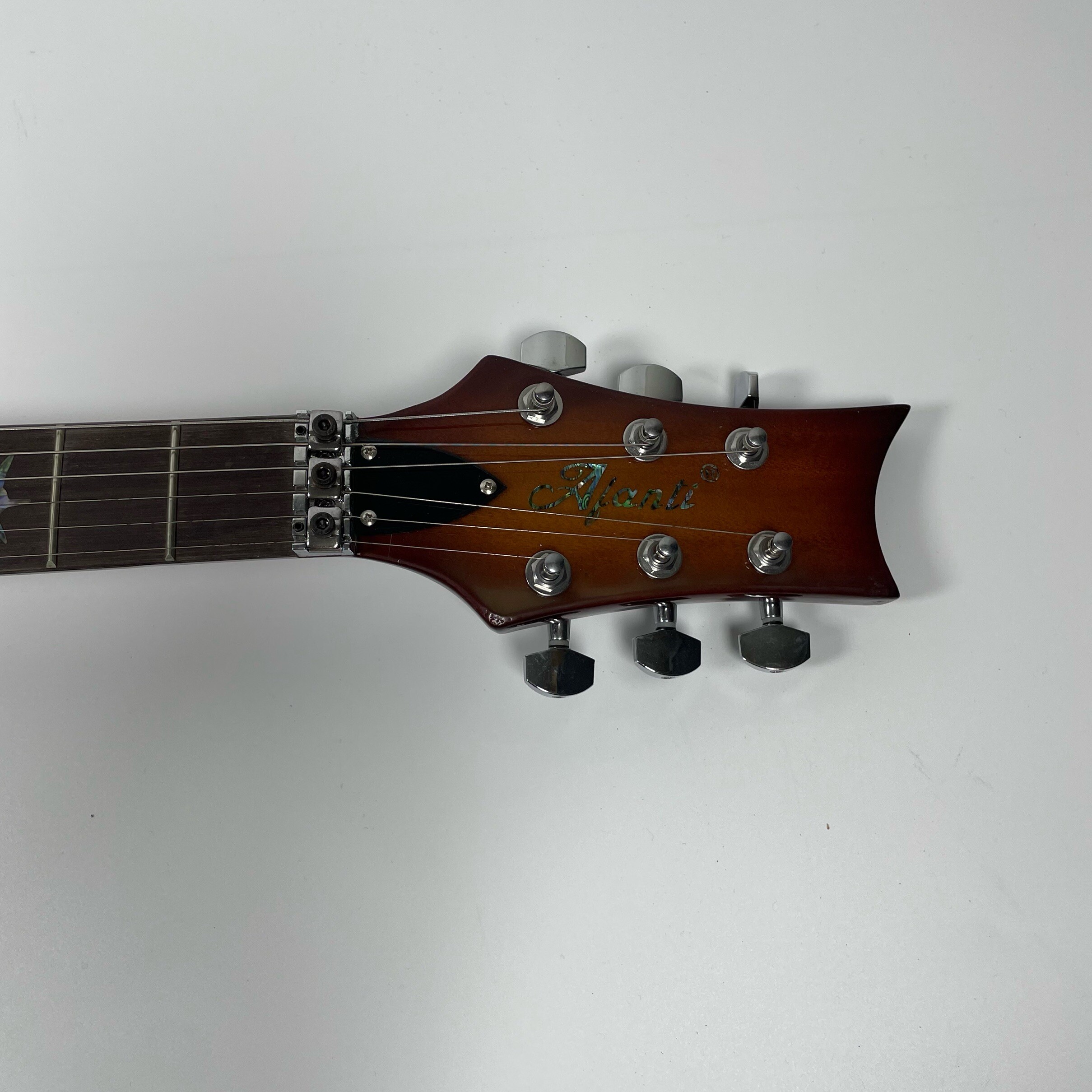 Afanti Guitarra Eléctrica Estilo PRS con Cuerpo de Caoba y Chapa de Arce Acolchado