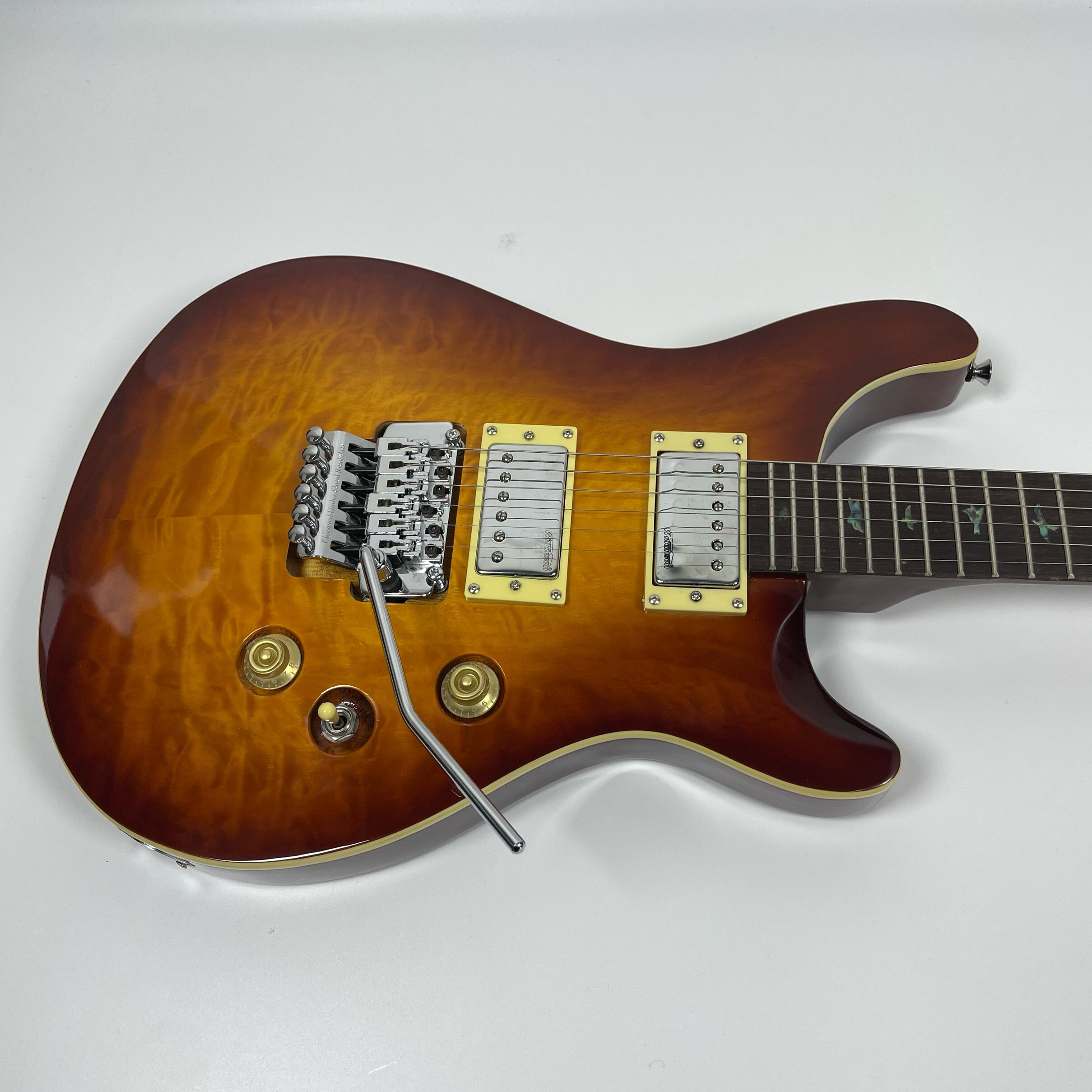 Afanti Guitarra Eléctrica Estilo PRS con Cuerpo de Caoba y Chapa de Arce Acolchado