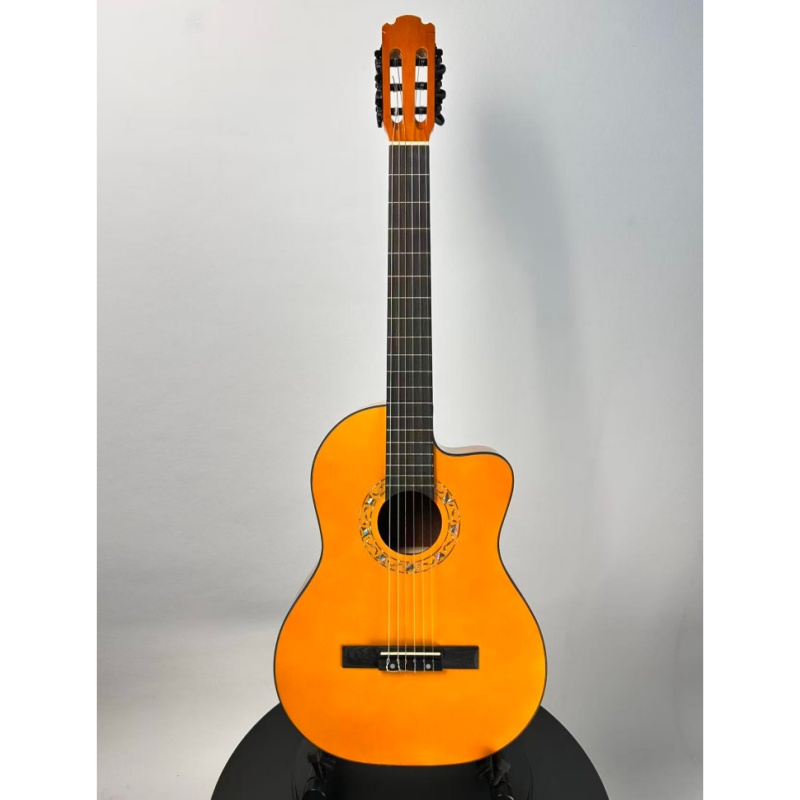 Guitarra Clásica Afanti 39