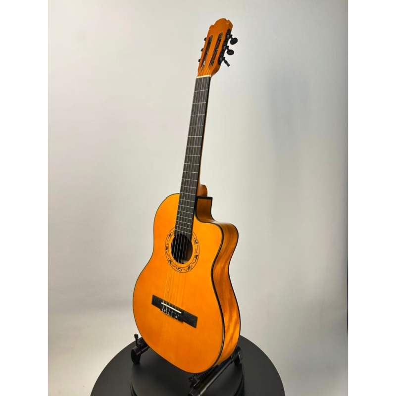 Guitarra Clásica Afanti 39