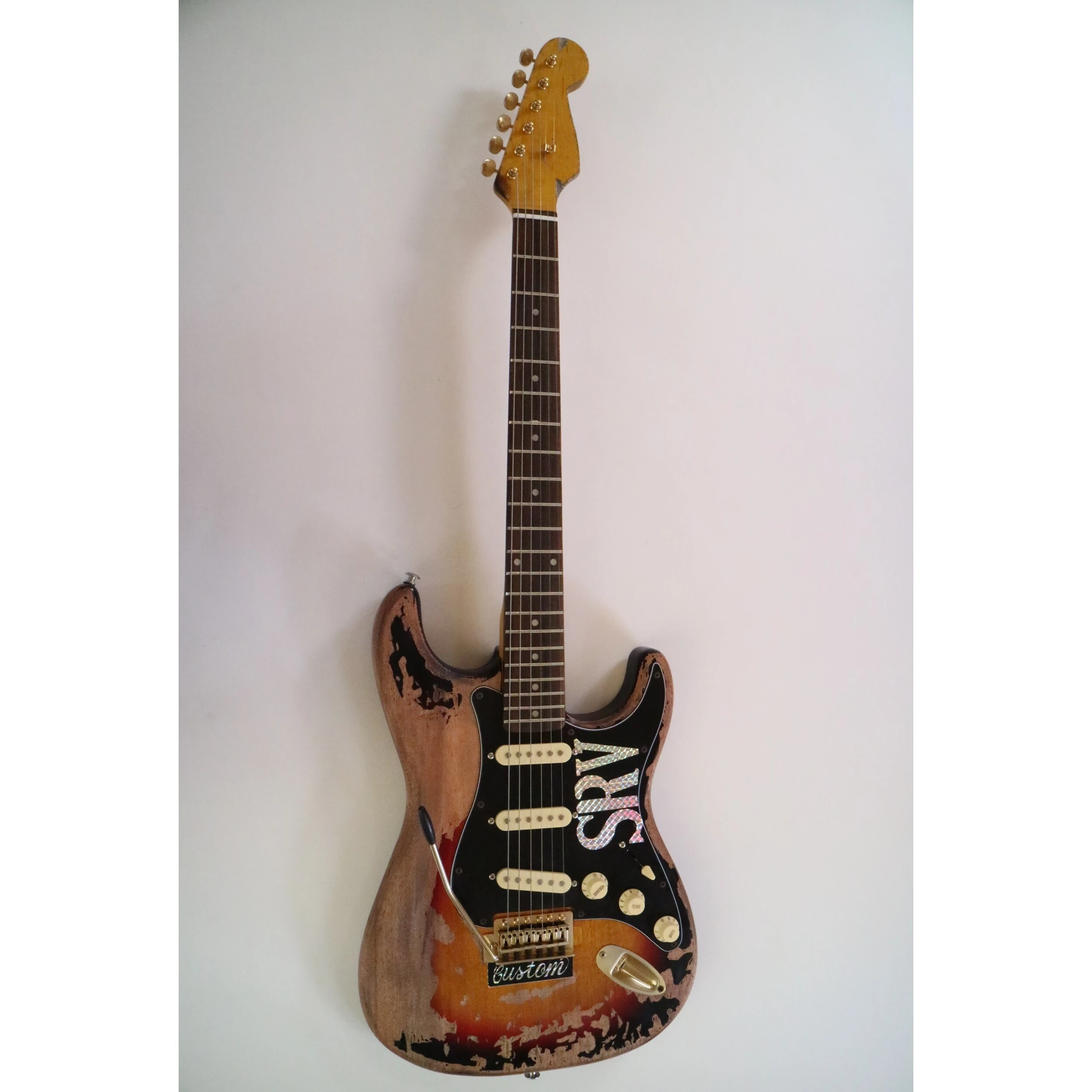 Guitarra eléctrica Afanti con mástil de arce atornillado