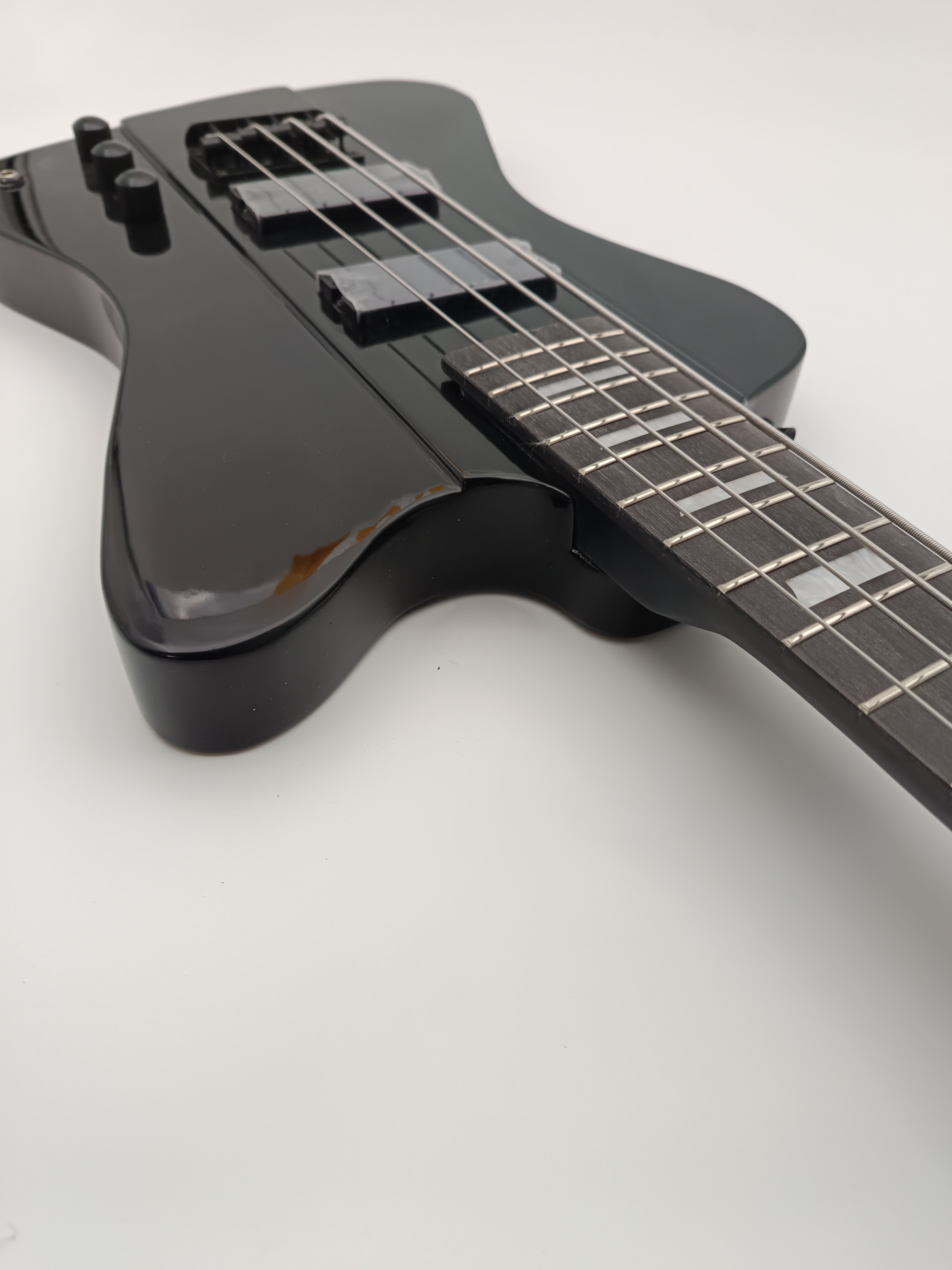 Afanti Guitarra Bajo Eléctrico 4 Cuerdas Color Negro