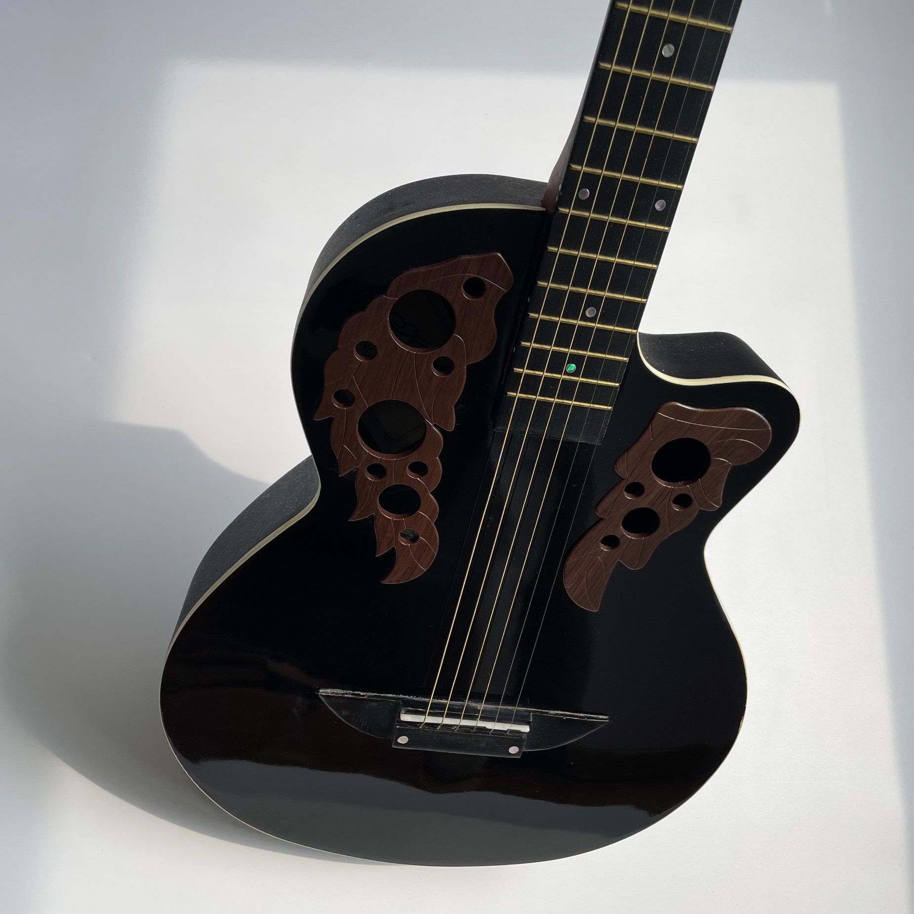Guitarra acústica Afanti de 42'' con tapa de abeto y diapasón de palisandro