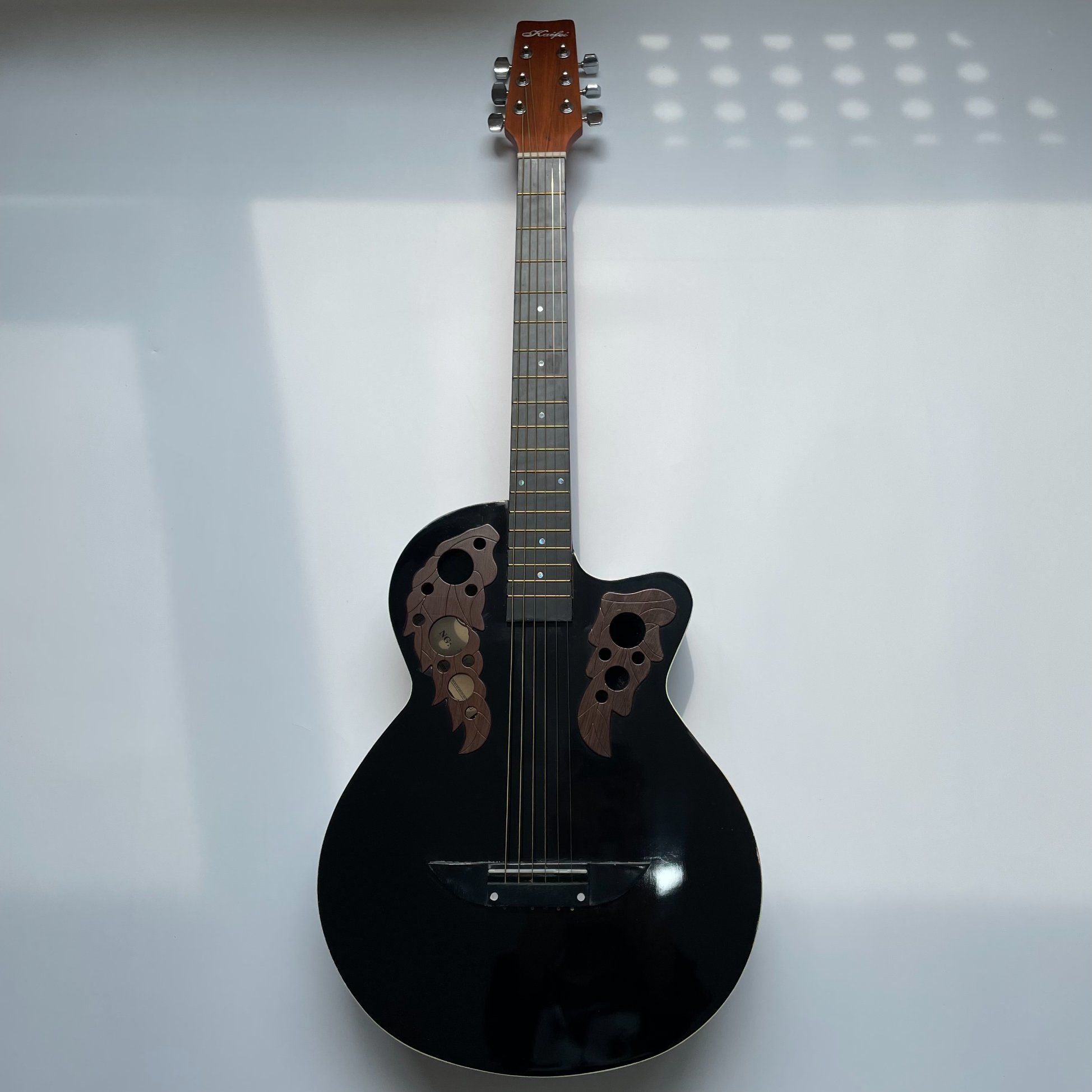 Guitarra acústica Afanti de 42'' con tapa de abeto y diapasón de palisandro