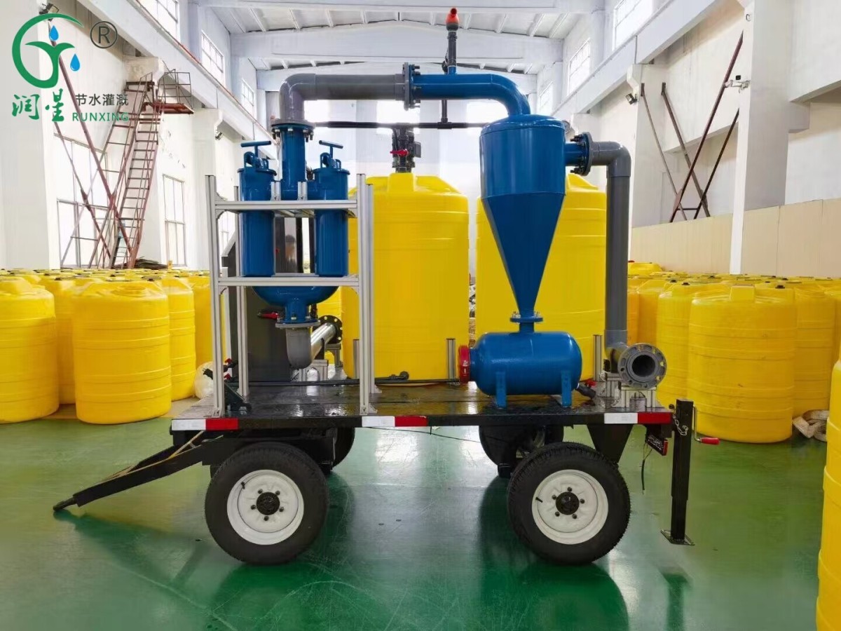 施肥罐素材2.jpg 施肥罐素材2.jpg