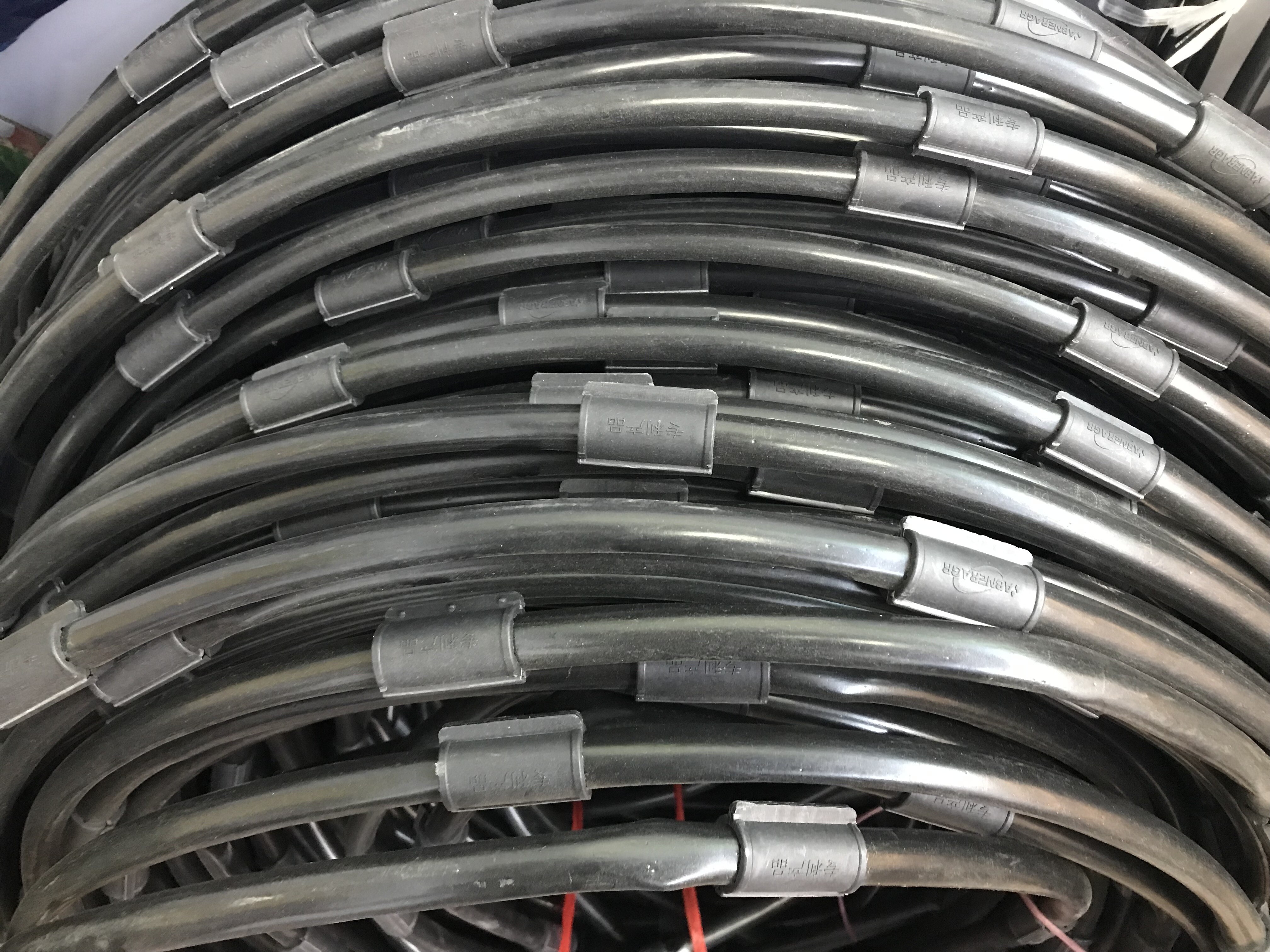 Sistema de Riego por Goteo Subterráneo TerraCore™ de 10 Años