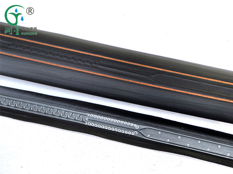 Fita de irrigação por gotejamento contínuo