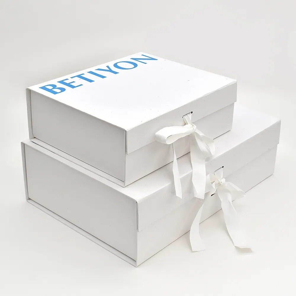 Custom luxurious white foldable magnetic packaging for skin careshoesclothing paper gift box packaging item white box packaging