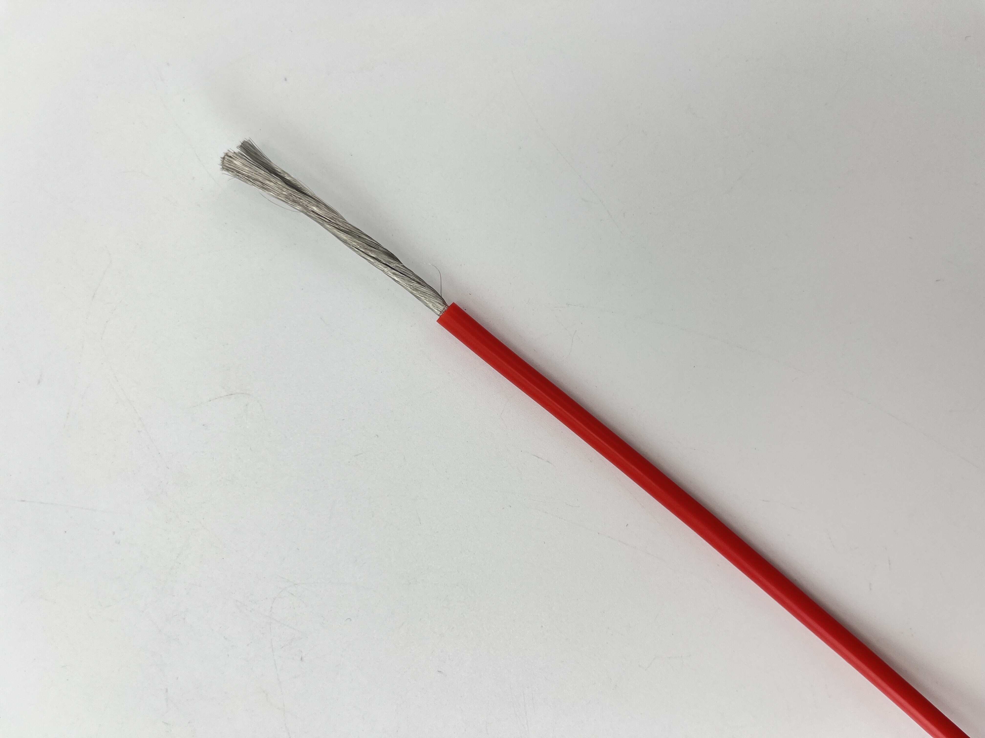 12AWG（3.4mm²）