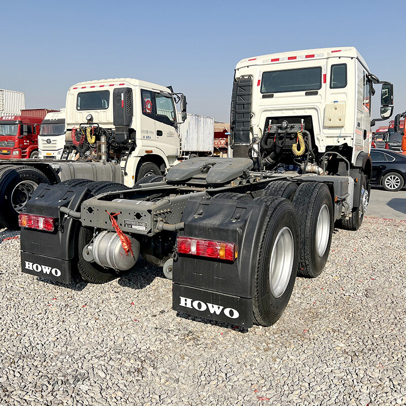 Продается HOWO T7h 4*2 440 HP Euro 5 грузовик-тягач